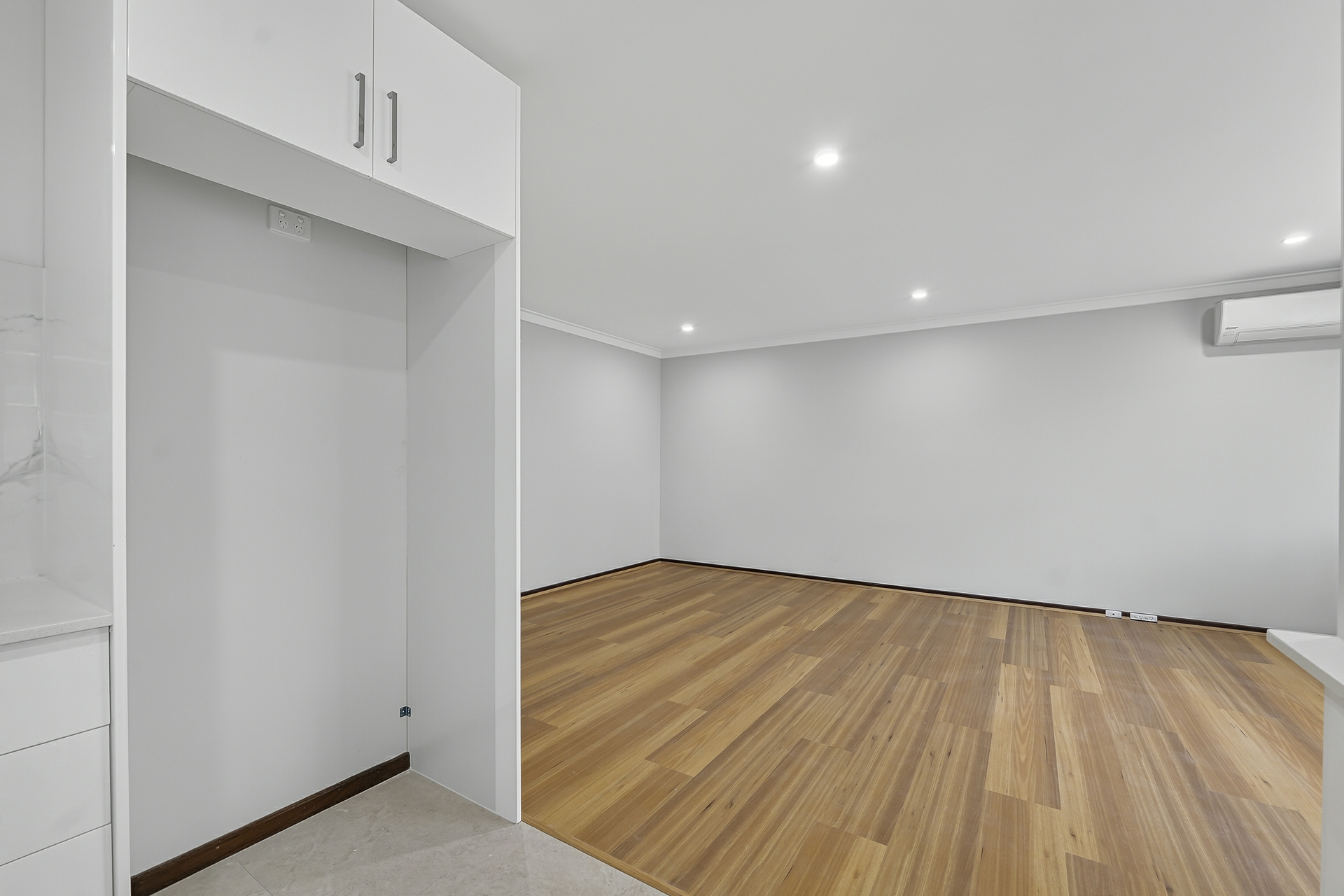 Unit 6/77-79 Leonard St — photo 7 of 12