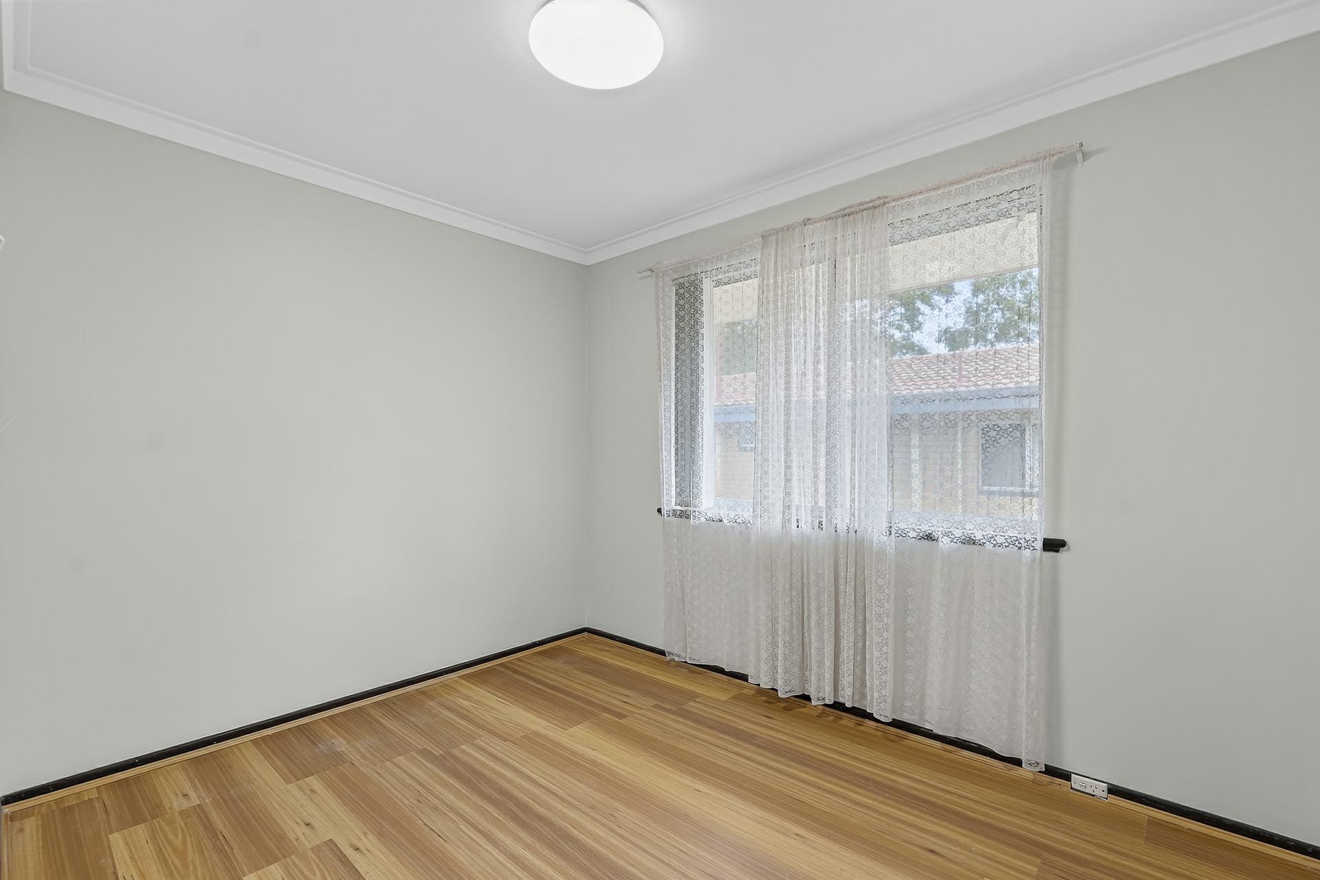 Unit 6/77-79 Leonard St — photo 10 of 12