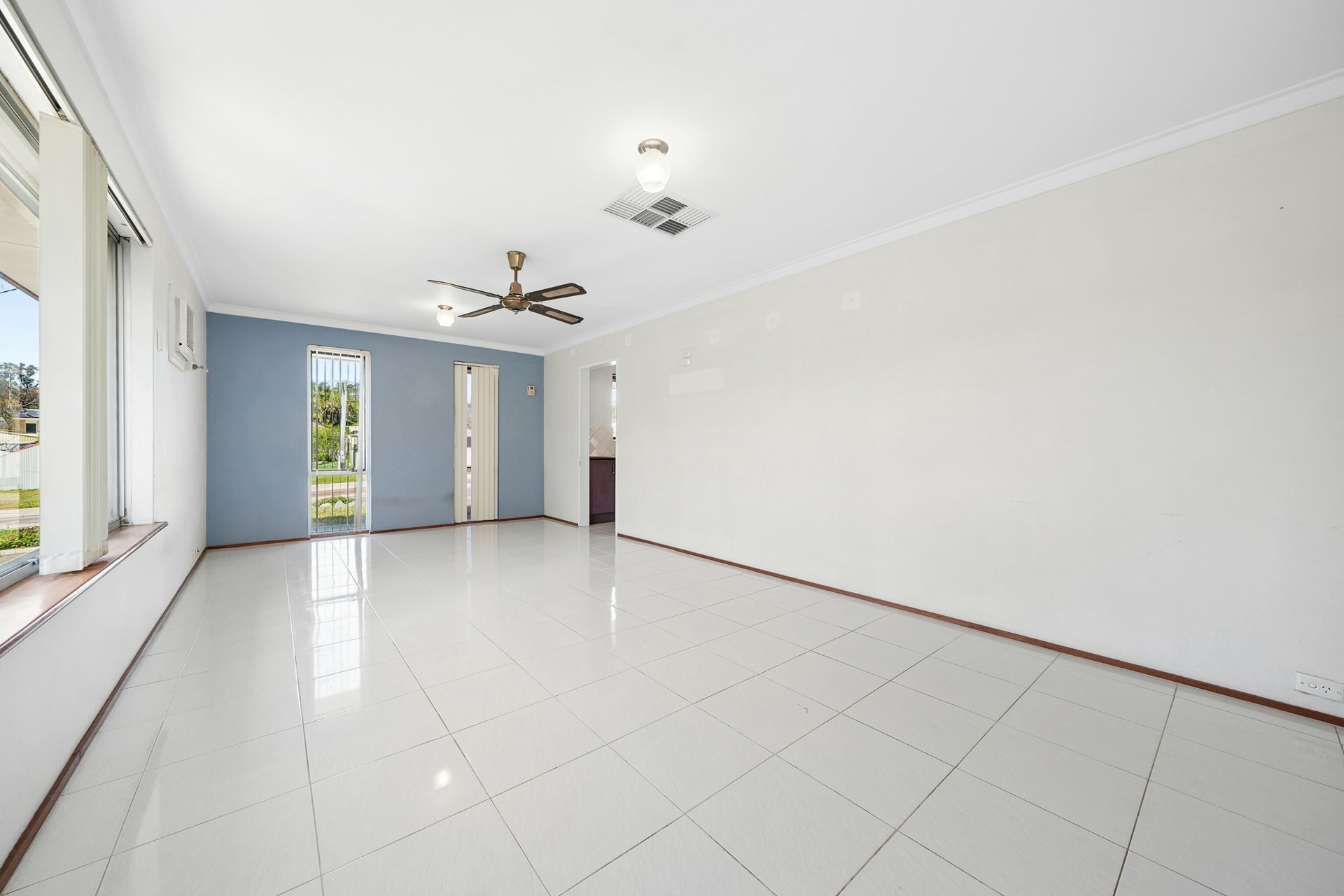 47 Sulphur Road — photo 3 of 20