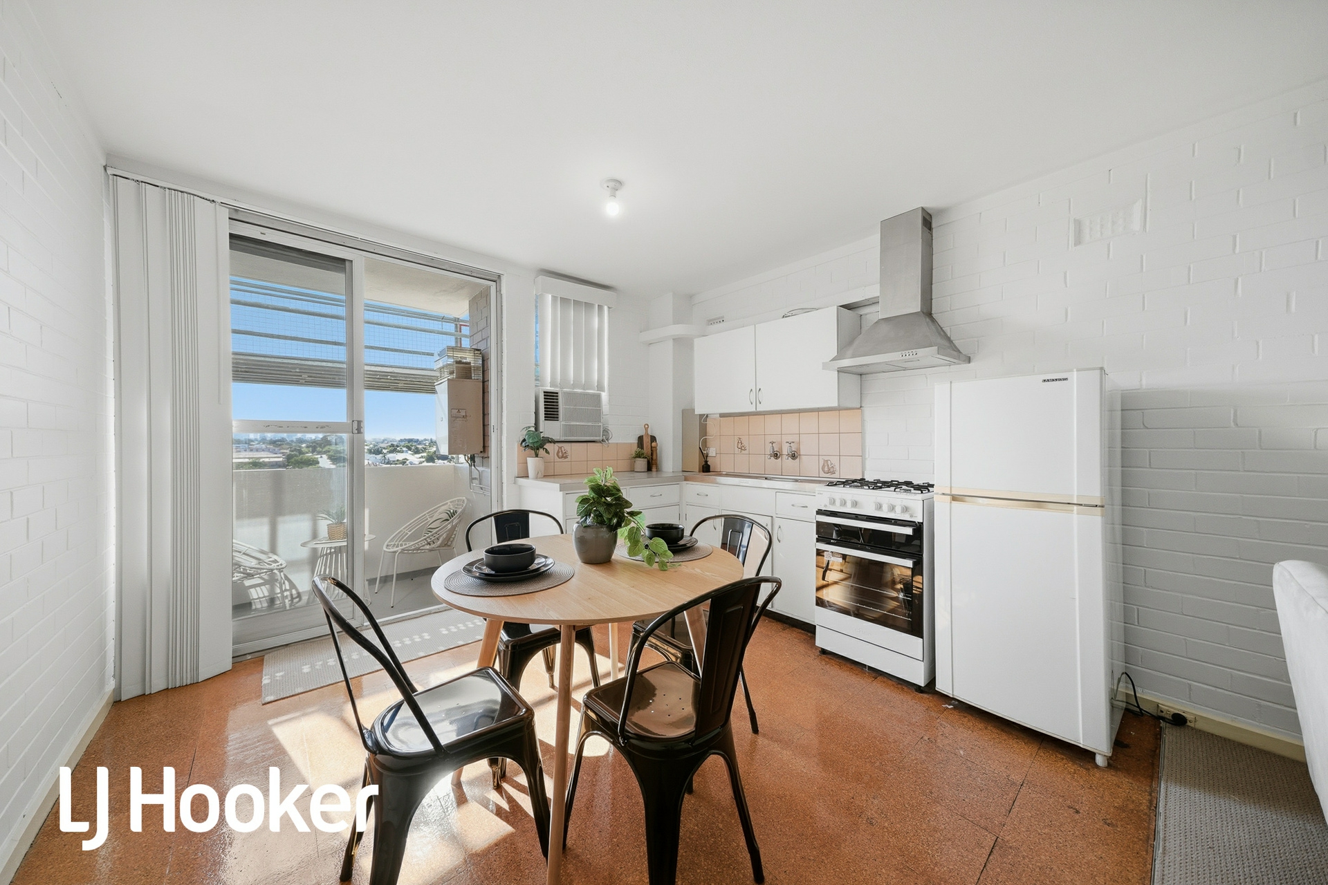 71/157-161 Hubert Street — photo 13 of 24