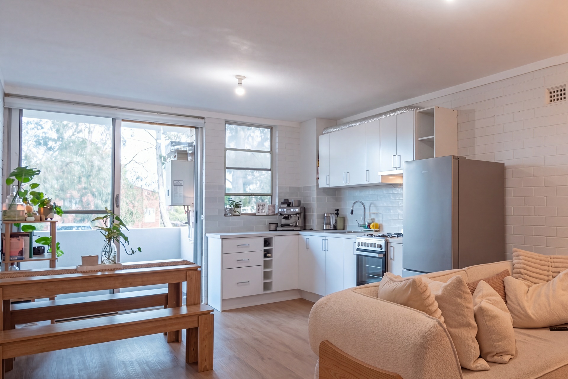 18/157-161 Hubert Street — photo from LJ Hooker Victoria Park | Belmont (WA)