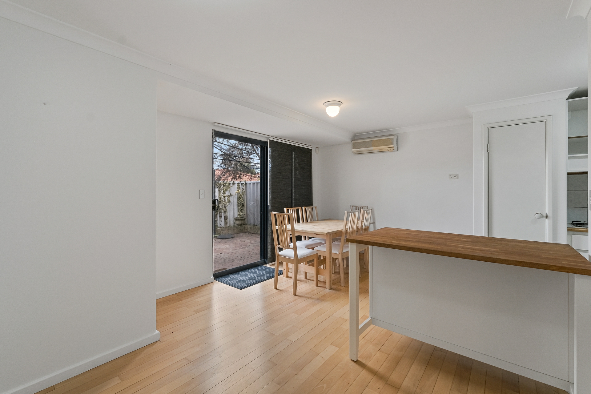 Unit 4/7 Gochean Av — photo 4 of 11