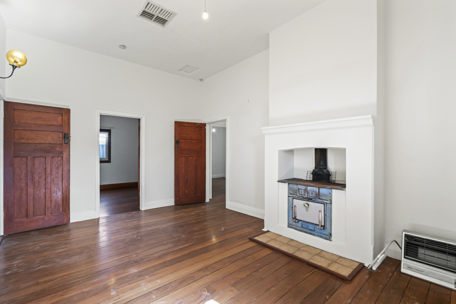 118 Carnarvon St — photo 8 of 16