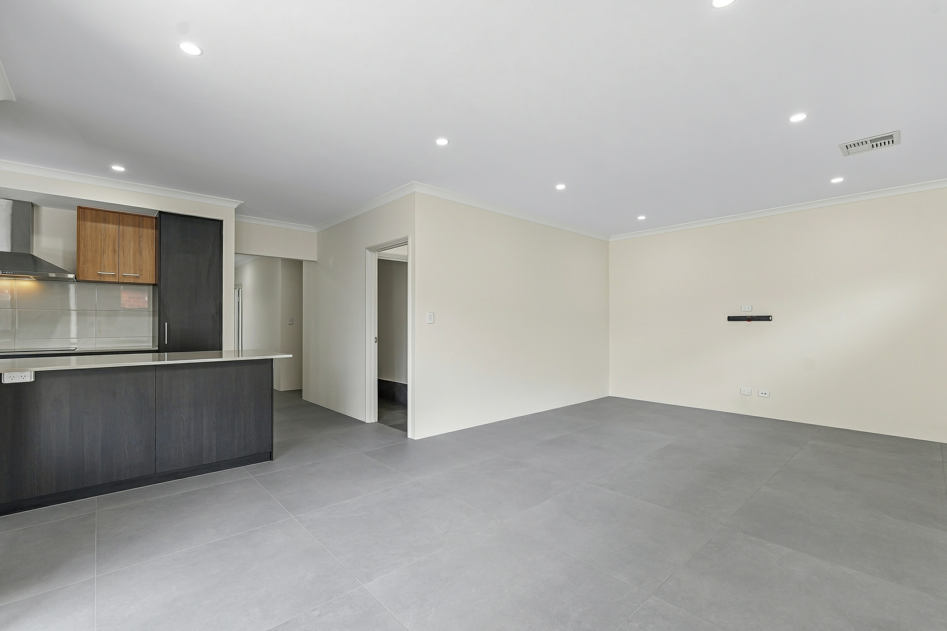 21C Burton St — photo 4 of 18