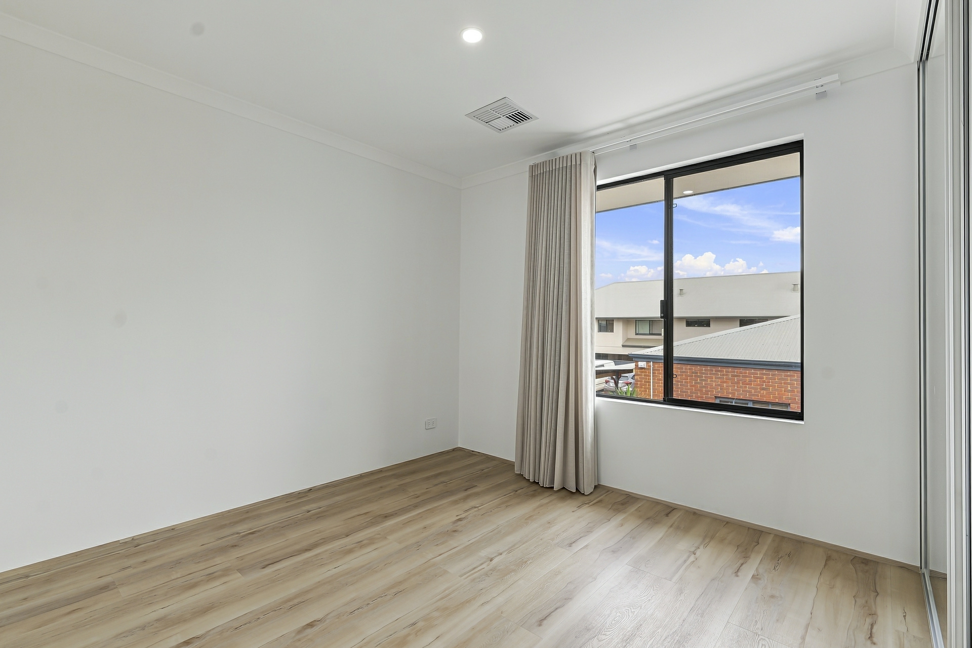 21C Burton St — photo 12 of 18