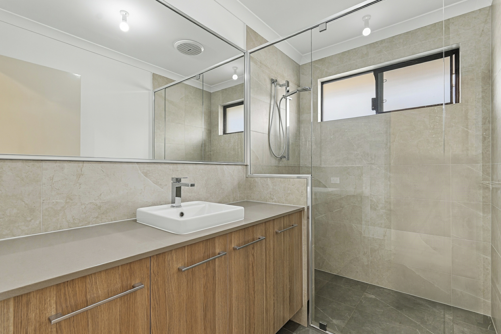 21C Burton St — photo 13 of 18