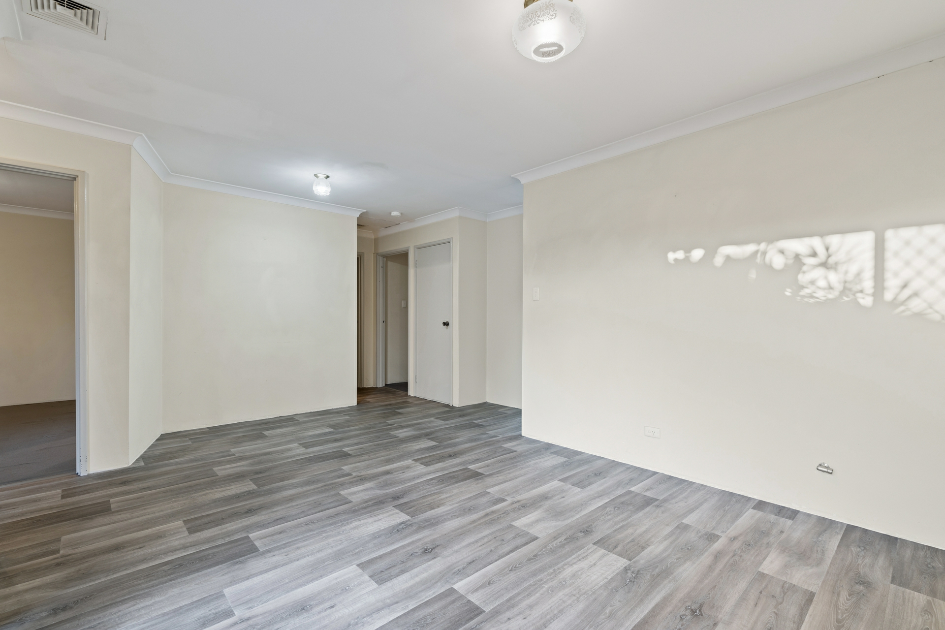 Unit 2/402 Hector St — photo 6 of 14