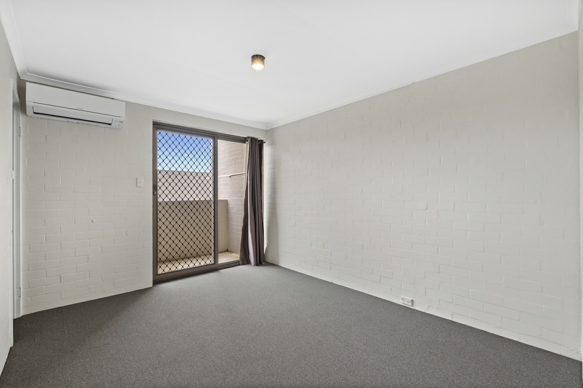 Unit 27/64 McMaster St — photo 12 of 18