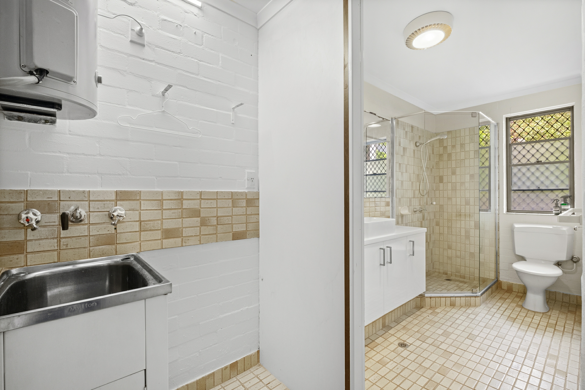 Unit 27/64 McMaster St — photo 13 of 18