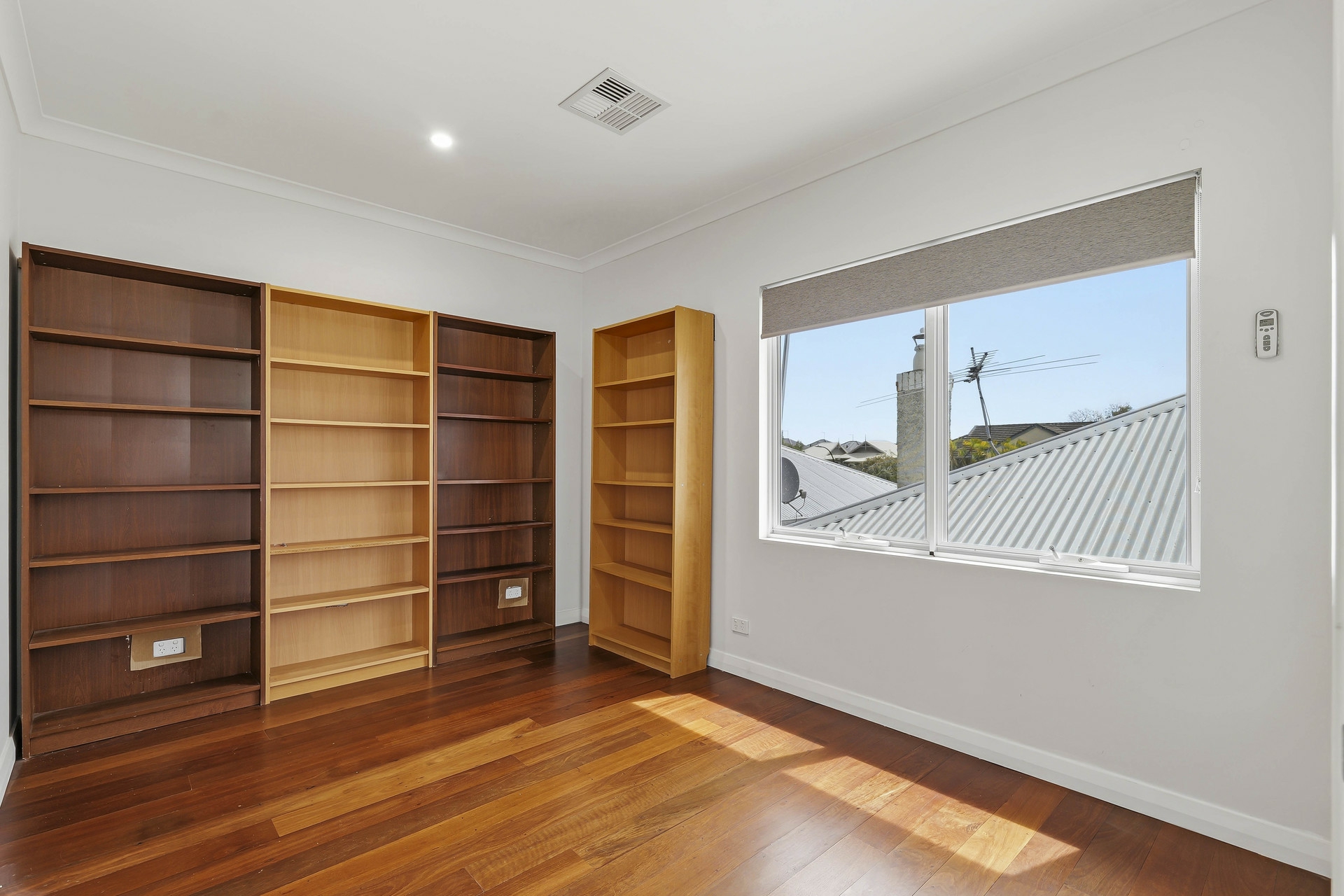 32 Leonard St — photo 17 of 21