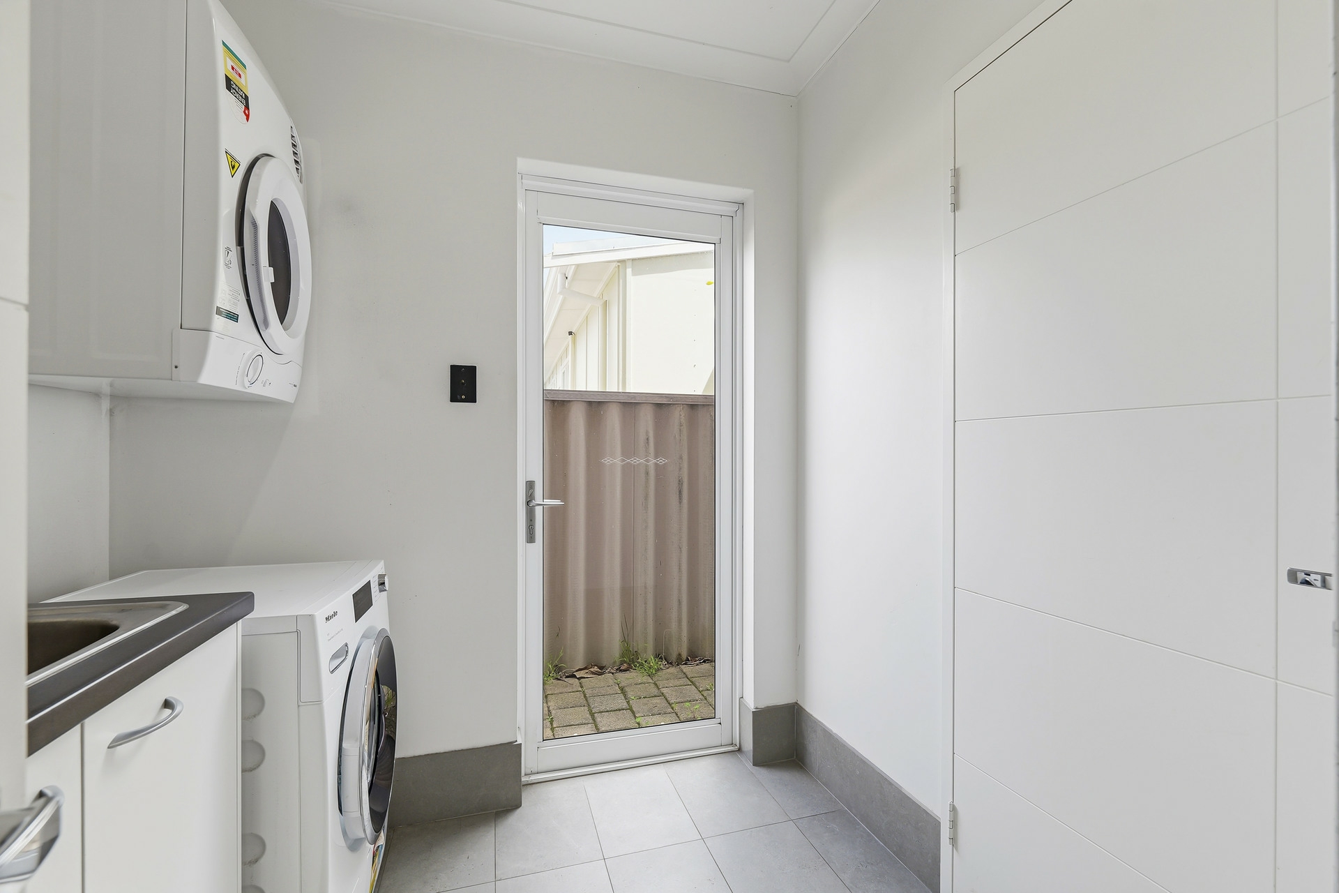 32 Leonard St — photo 18 of 21