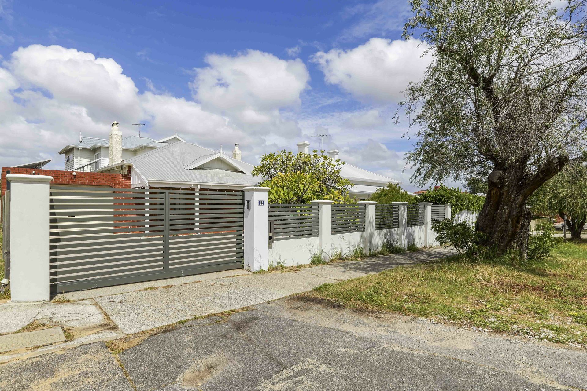 32 Leonard St — photo 19 of 21