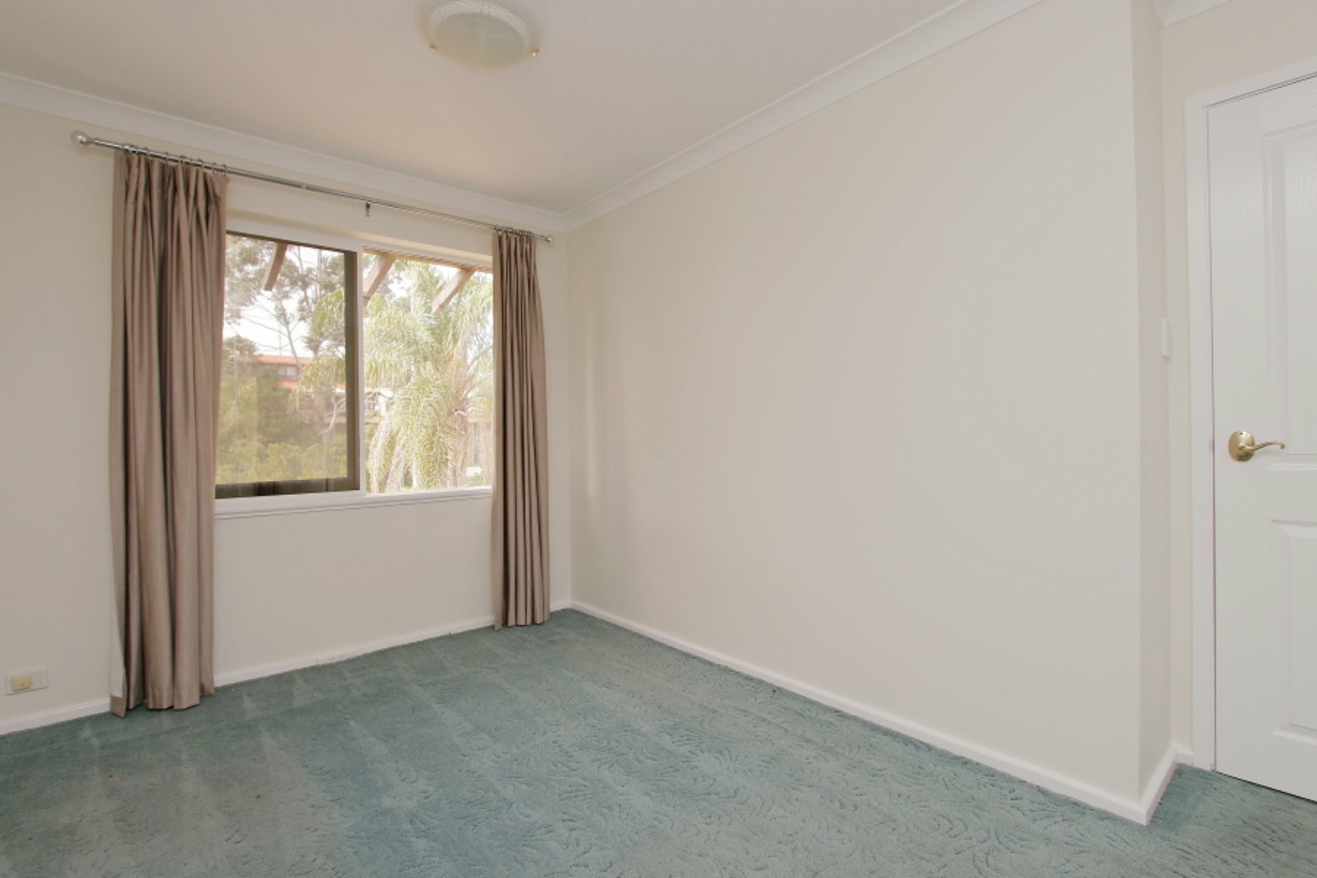 Unit 4/45 McCallum Ln — photo 14 of 22