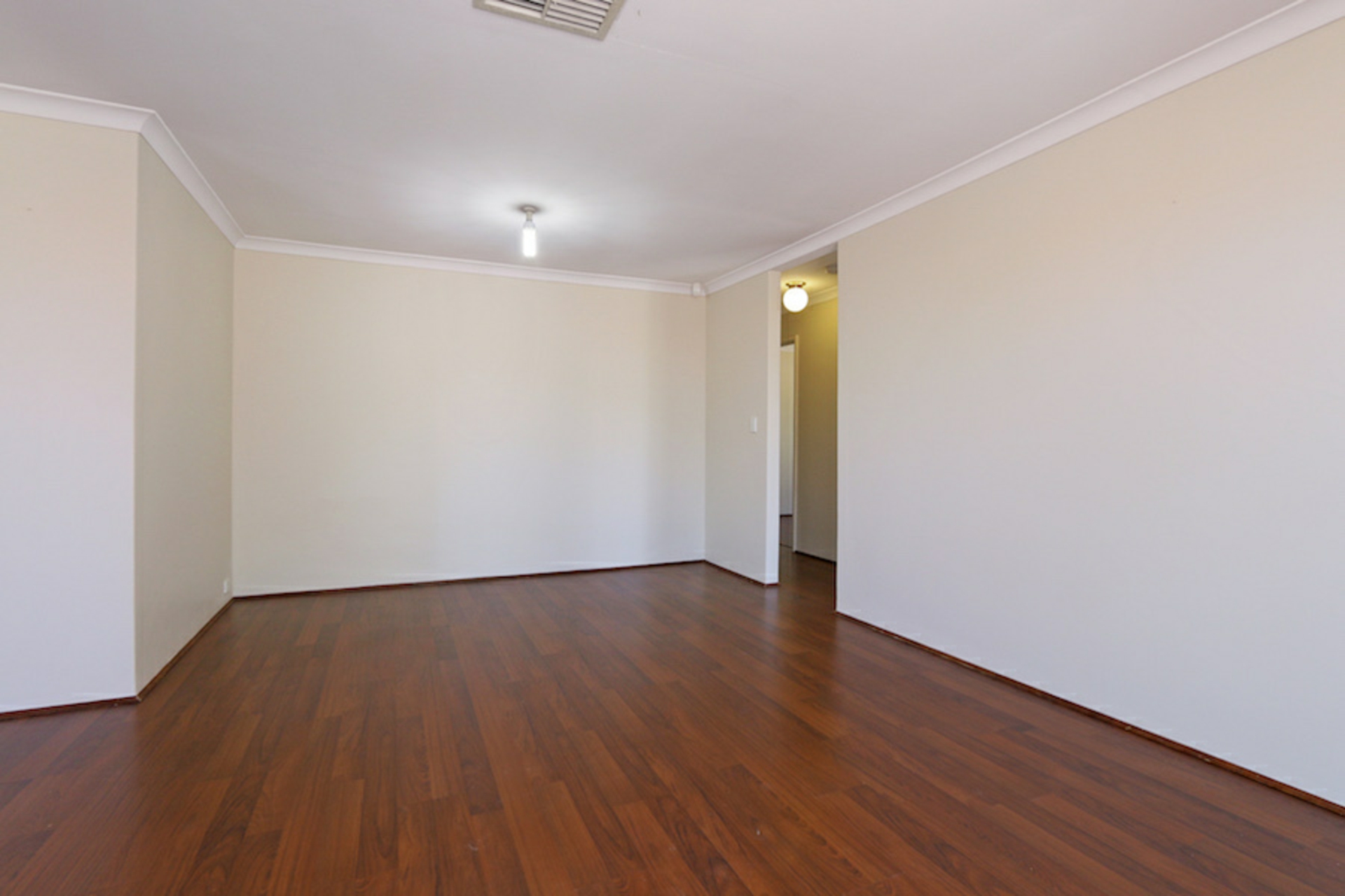 Unit 1/65 McMillan St — photo 4 of 22