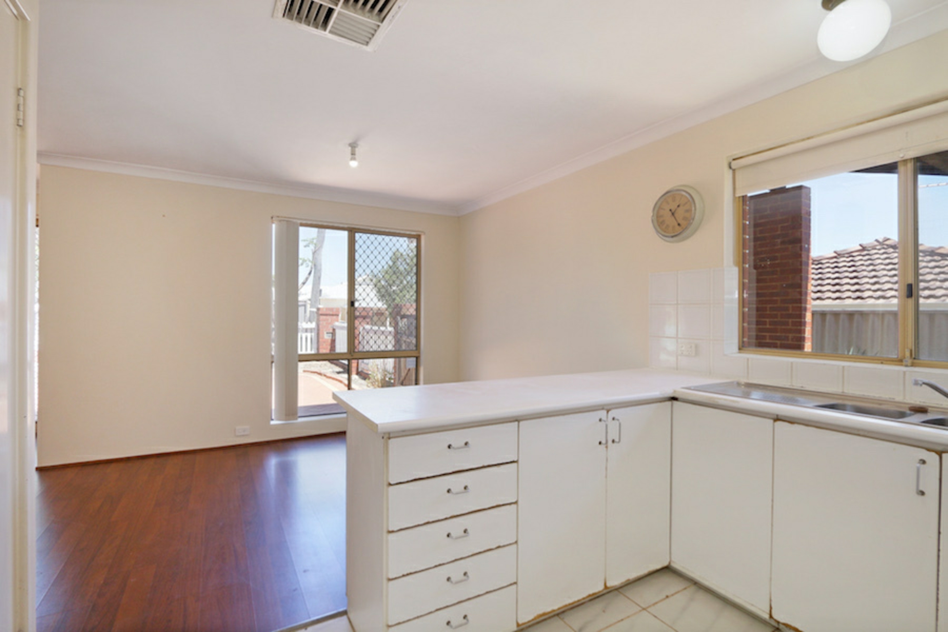 Unit 1/65 McMillan St — photo 11 of 22