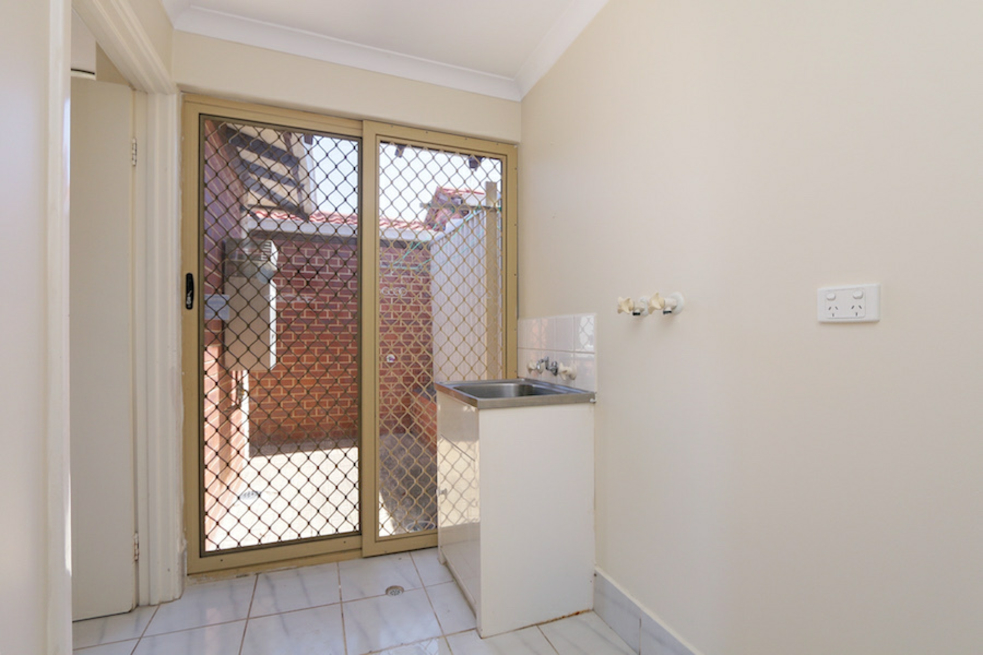 Unit 1/65 McMillan St — photo 18 of 22