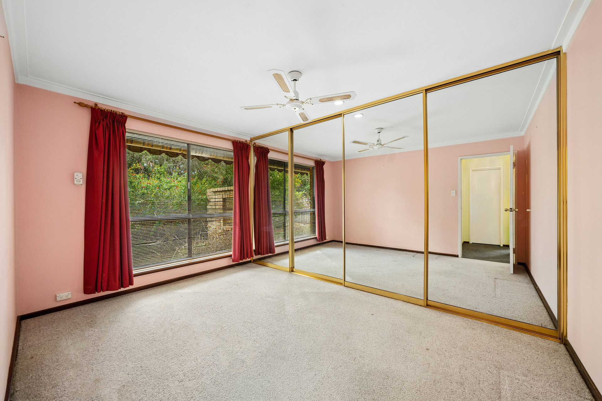 8 Barbel Close — photo 12 of 25