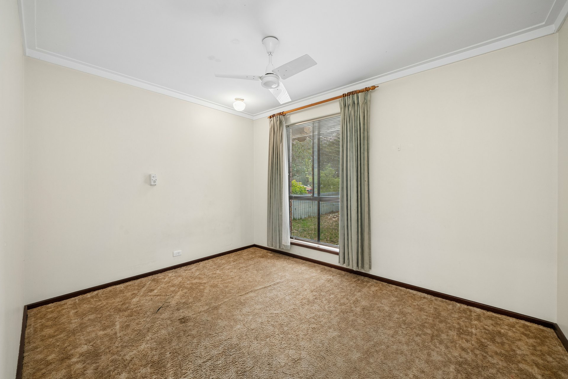 8 Barbel Close — photo 13 of 25
