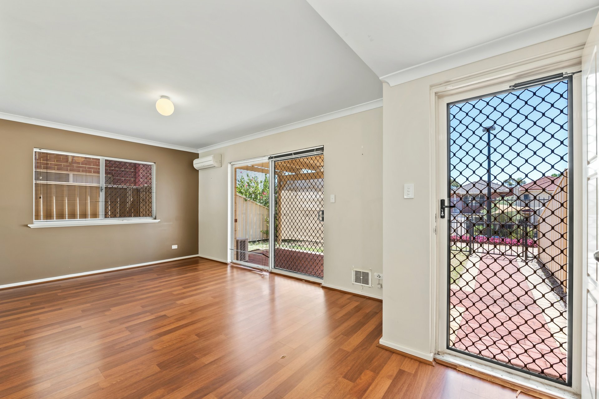 Unit 6/57 Frederick St — photo 3 of 19