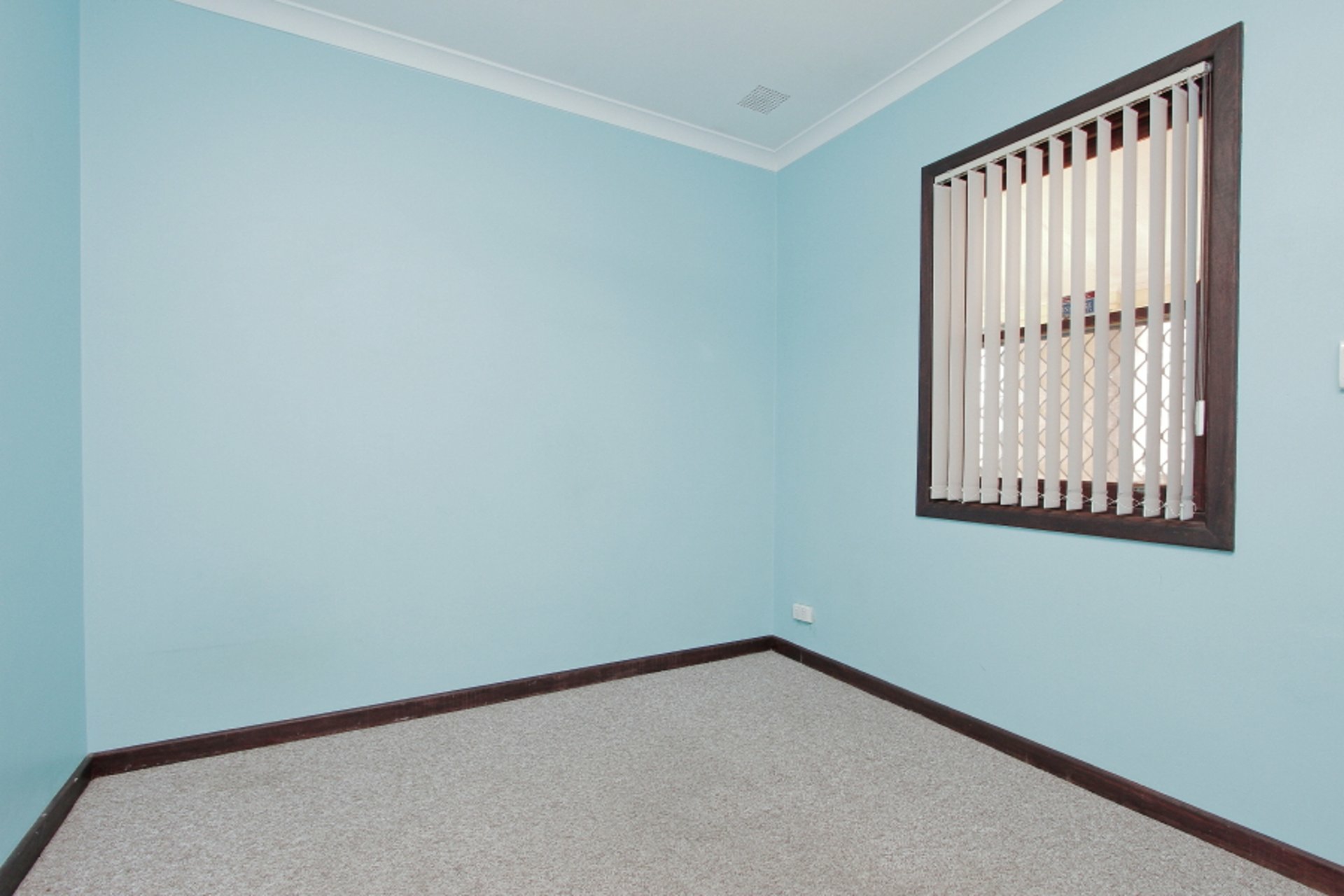 154 Manning Rd — photo 12 of 17