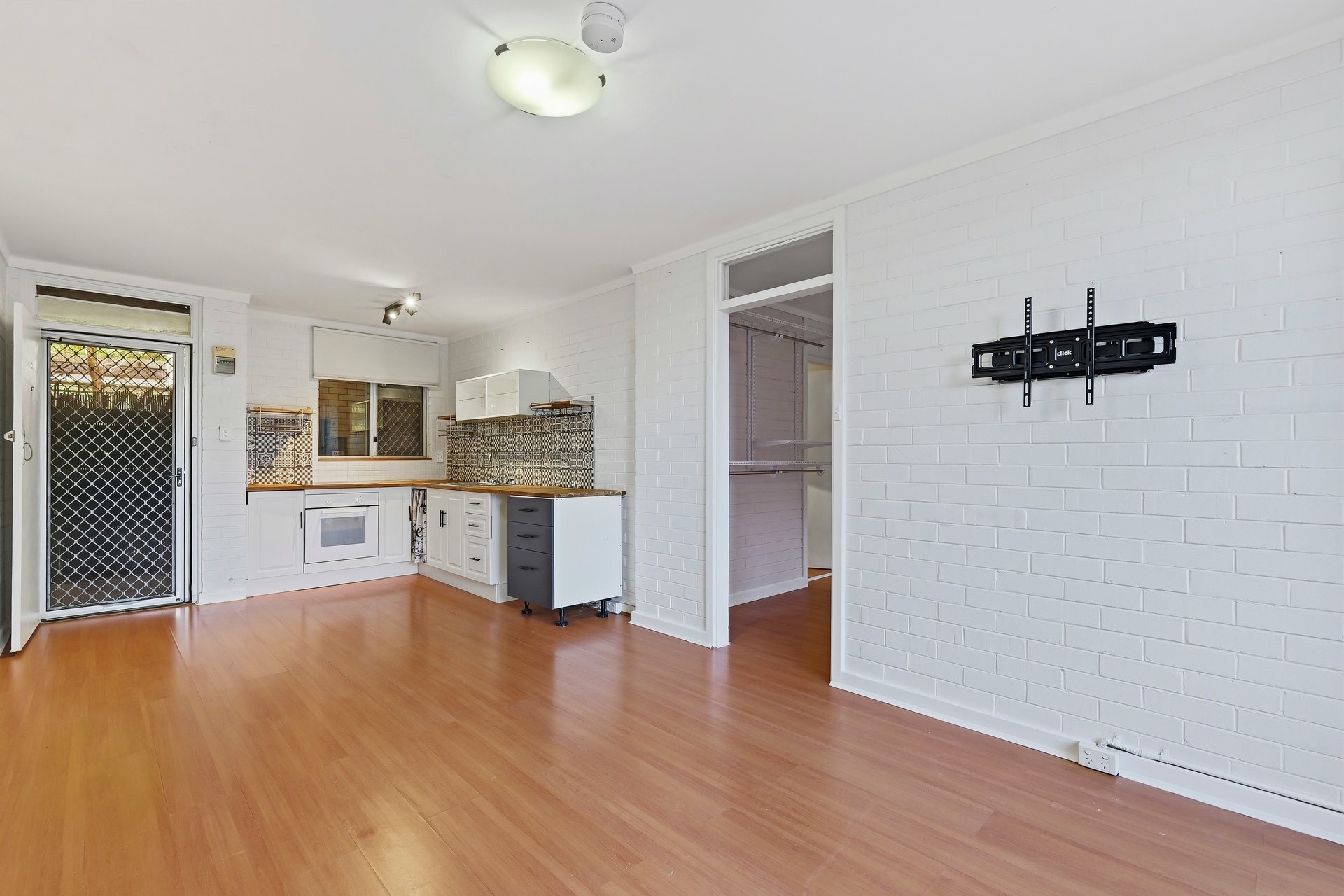 Unit 6/26 Stanley St — photo 6 of 13