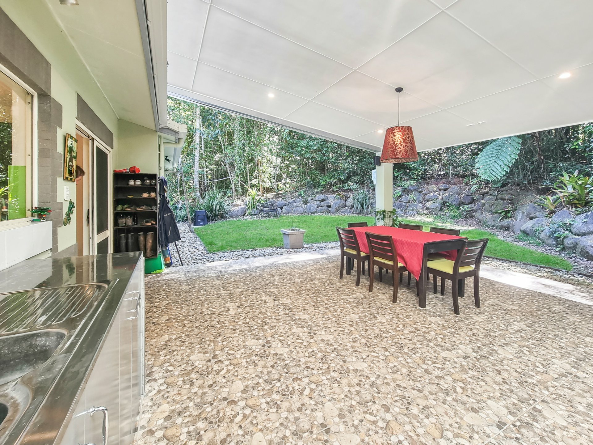 147 Figtree Close, MALANDA