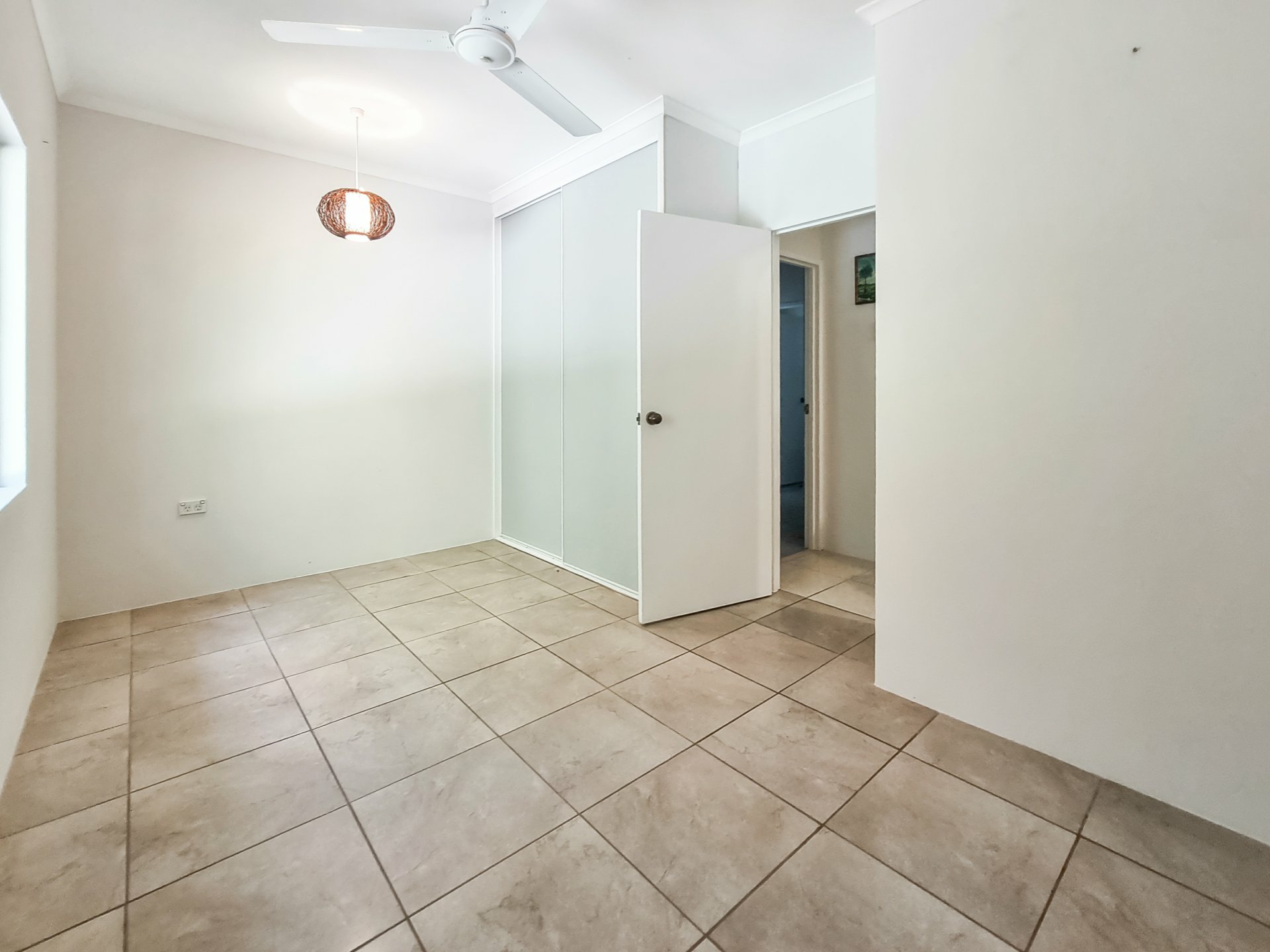 147 Figtree Close, MALANDA