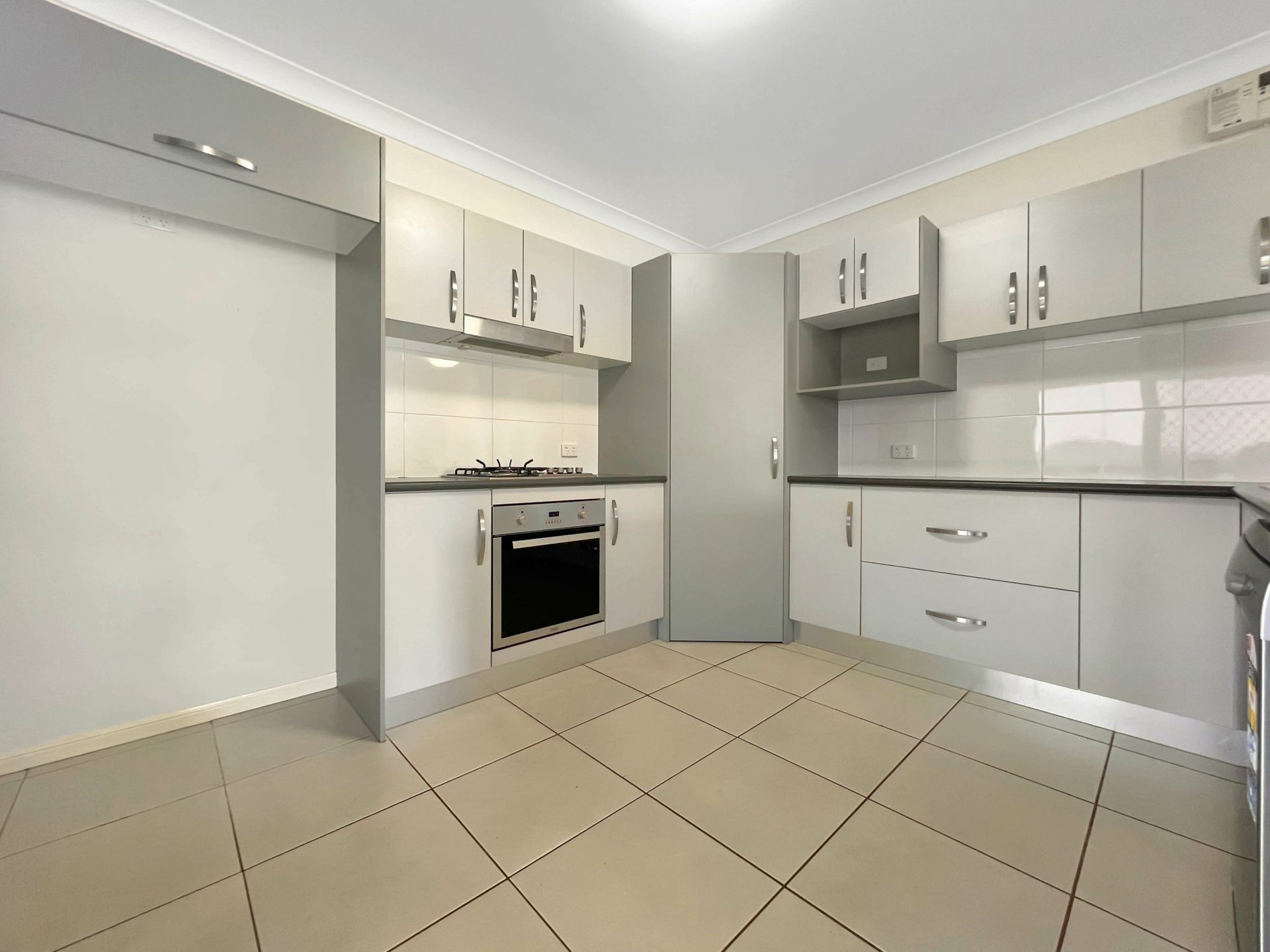 13 Rosenberg Street, ATHERTON