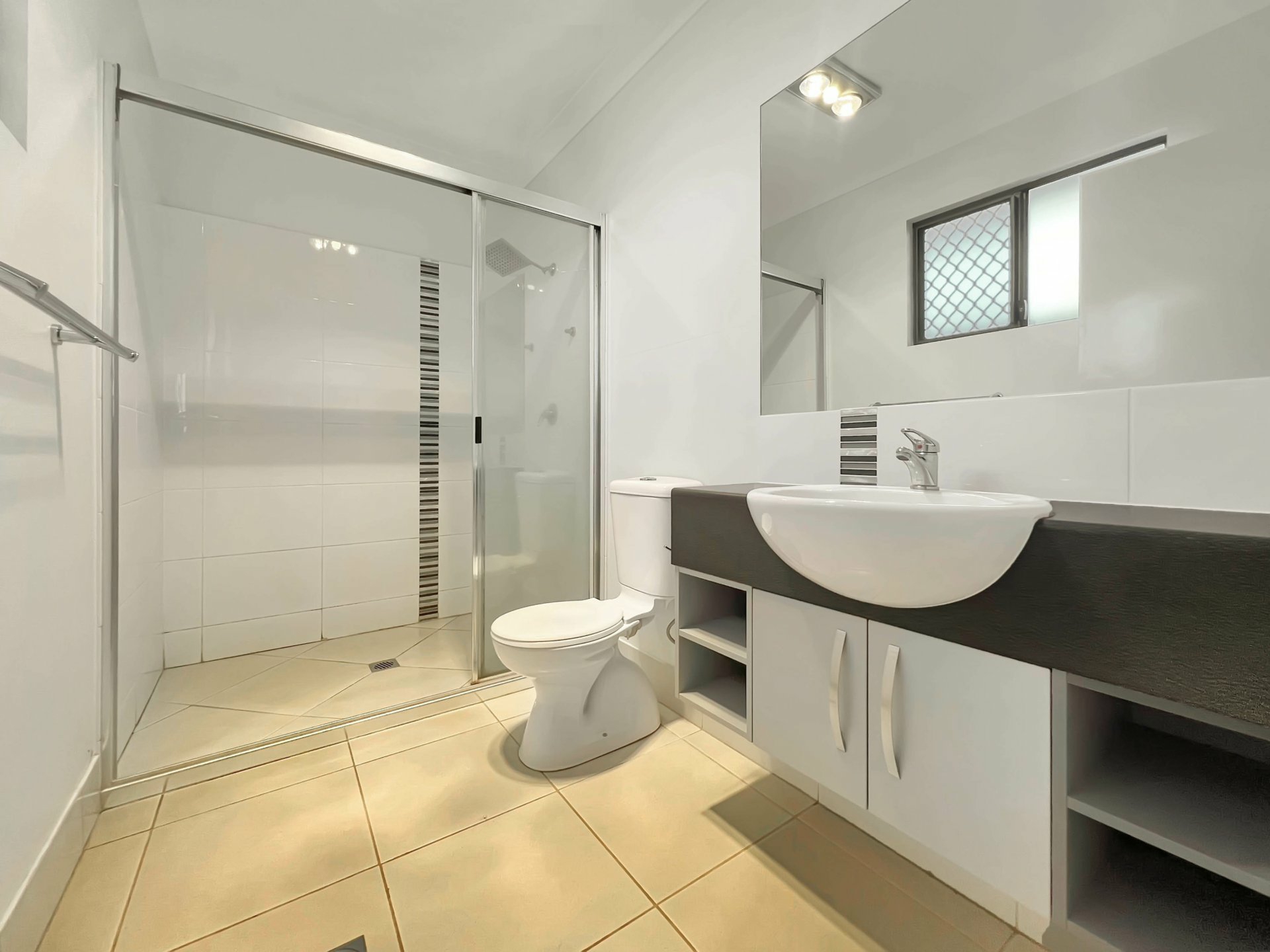 13 Rosenberg Street, ATHERTON