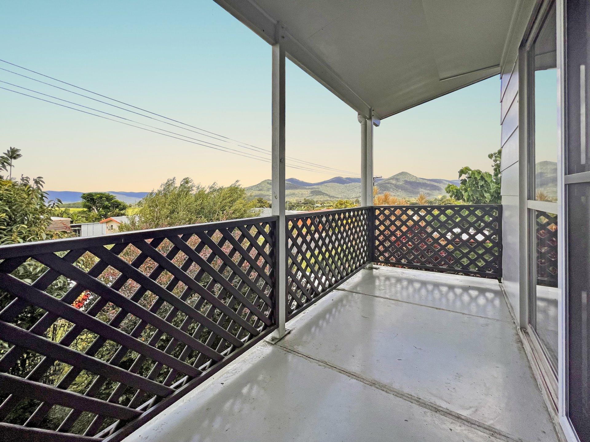 14 Azalea Street, Atherton