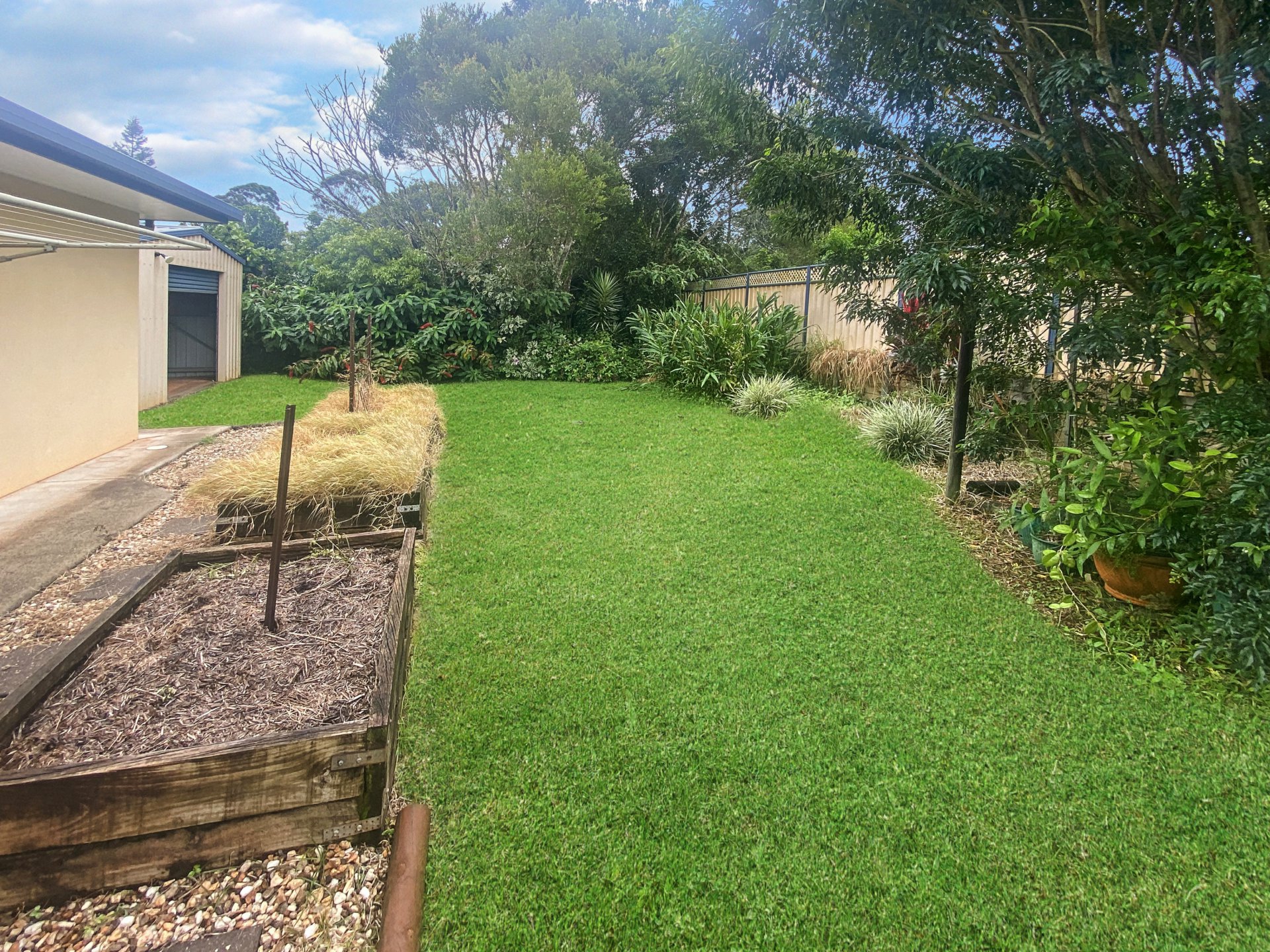 8 Jannina Drive, Atherton