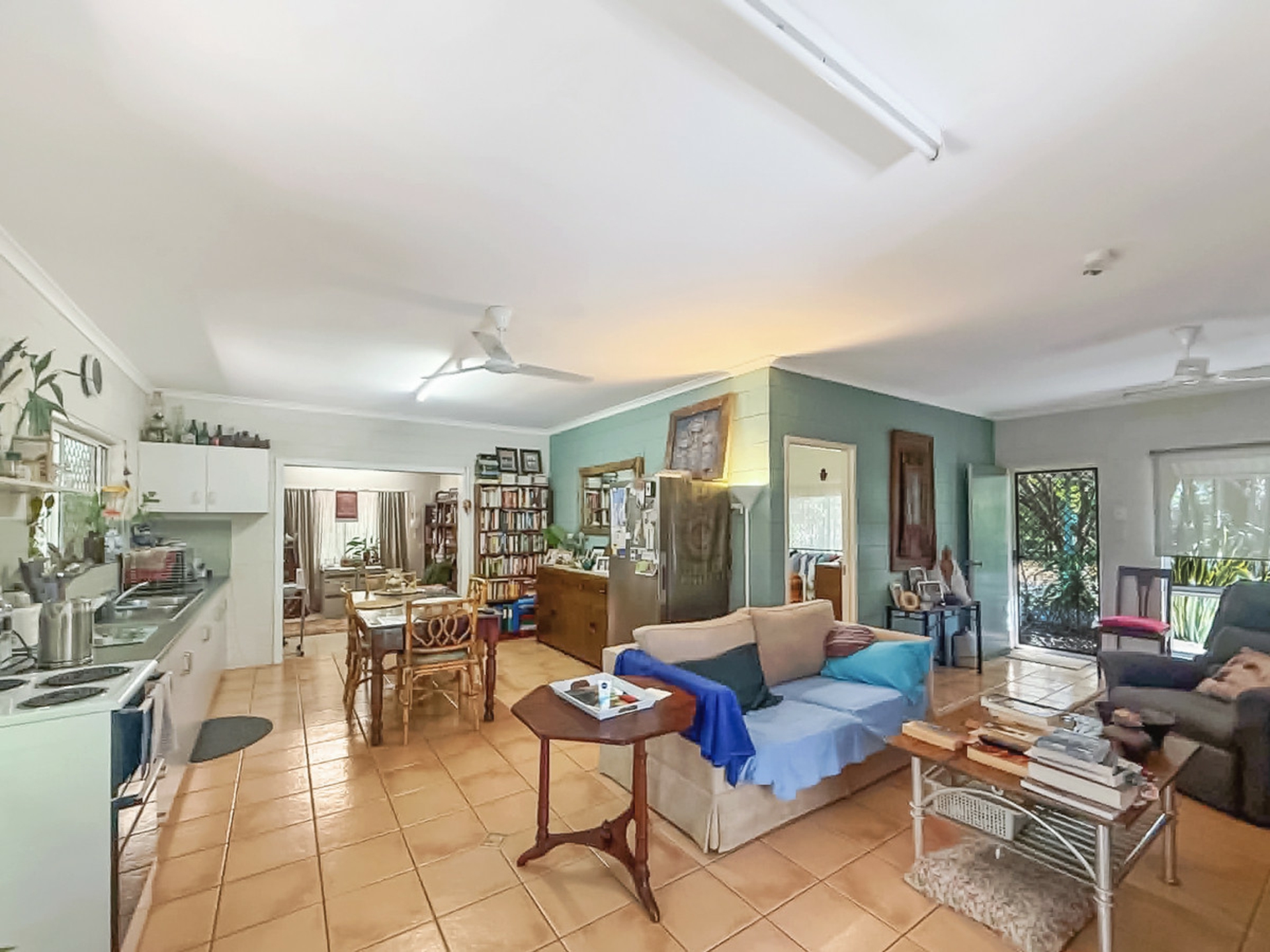 25 King Street — photo 11 of 23