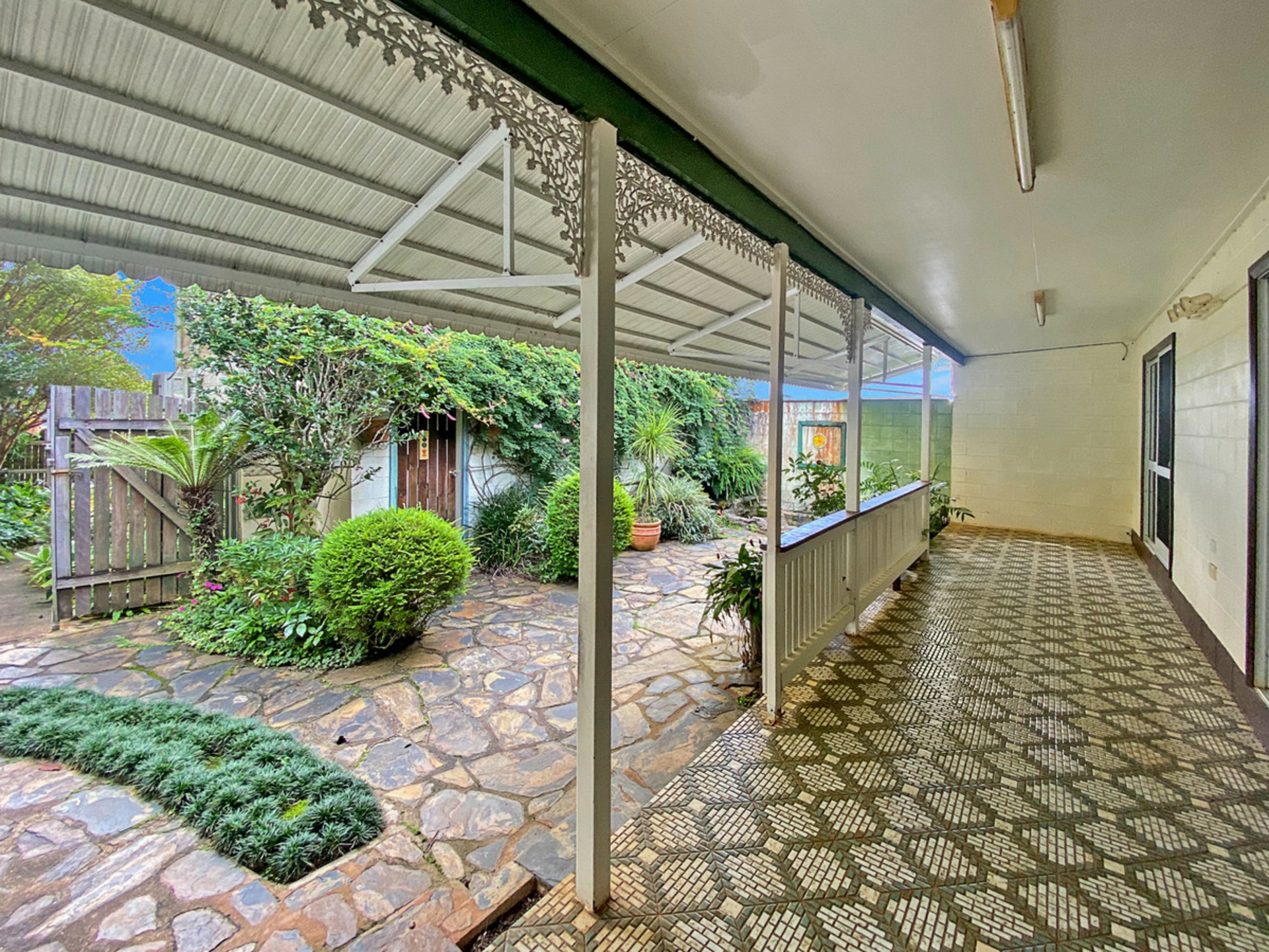 22 Abbott Street, Atherton