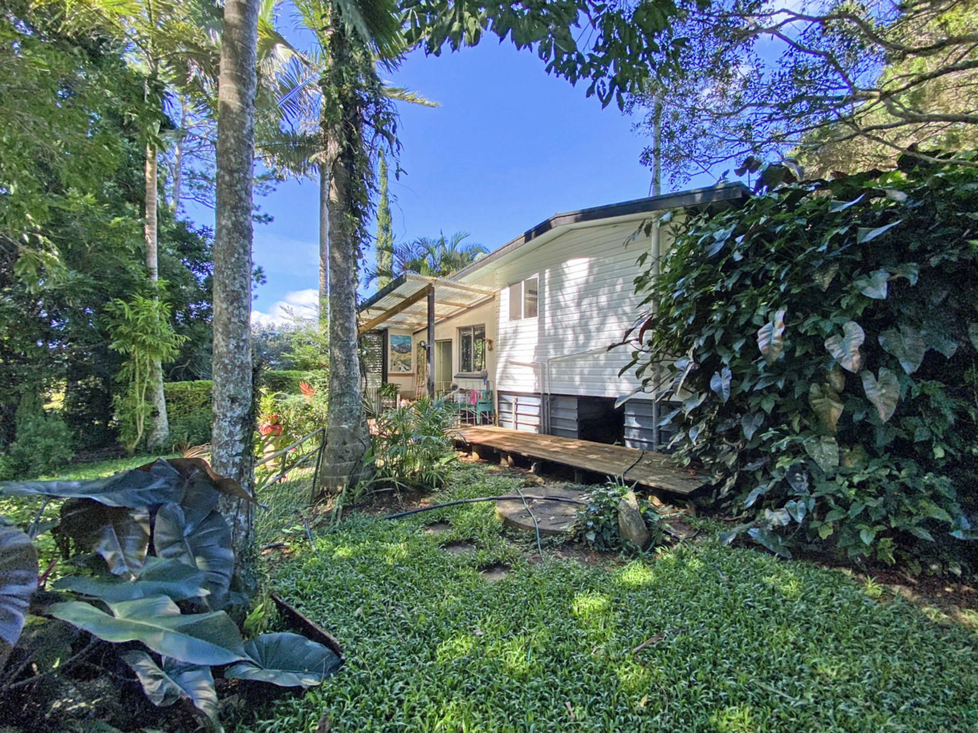 92 Russell Road, Lake Eacham