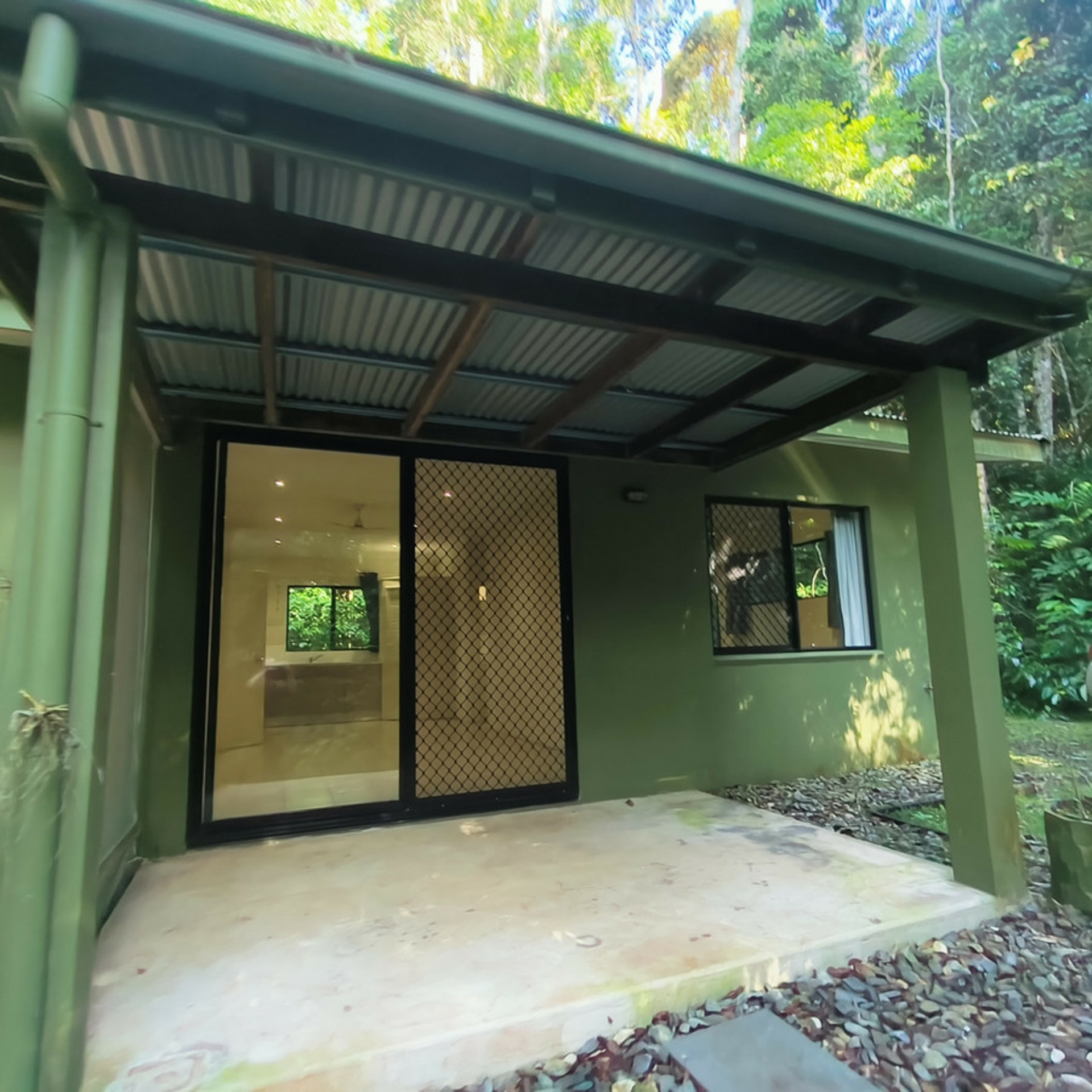 147b Figtree Close, MALANDA