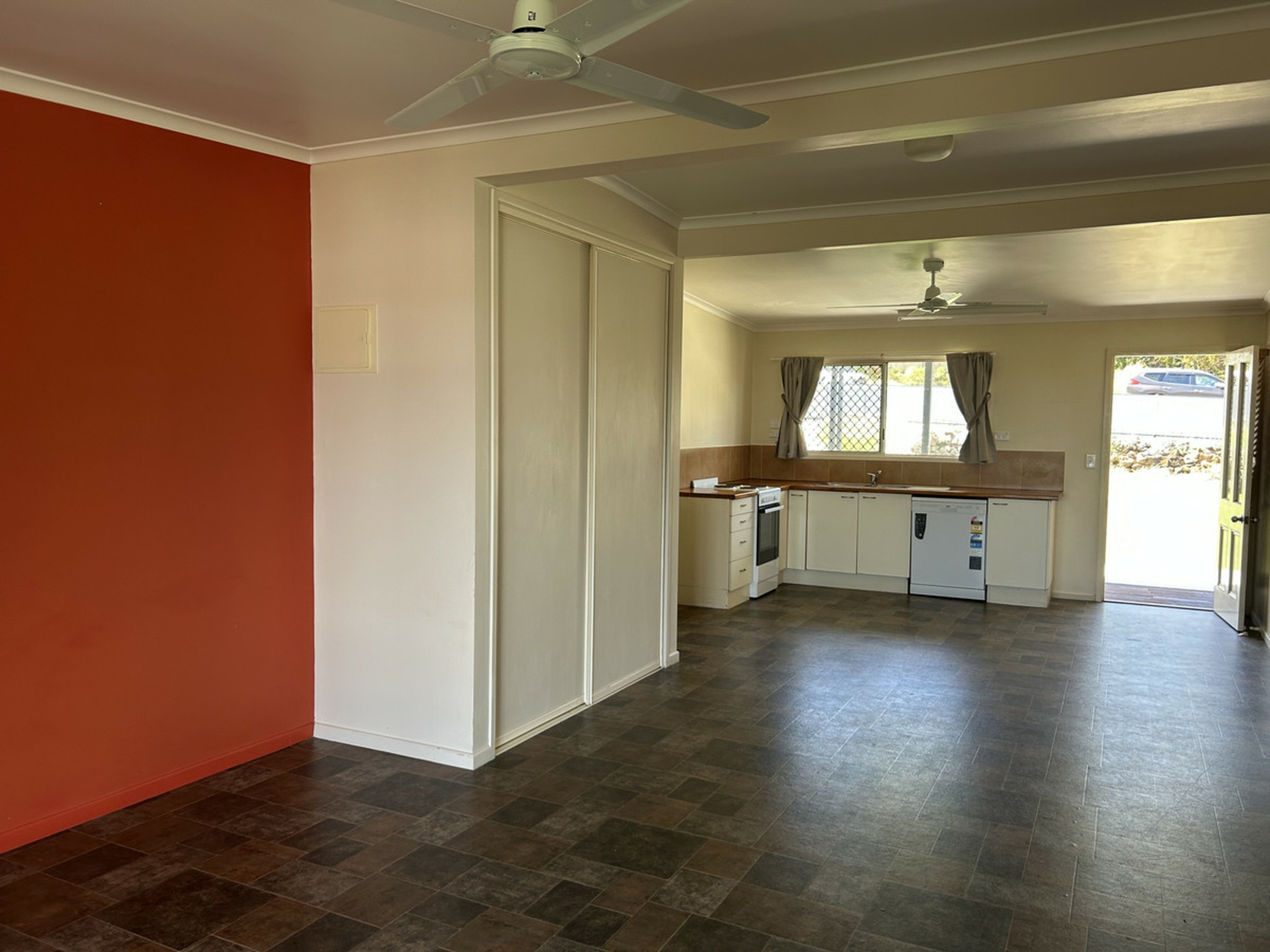 55 Helen Street — photo 7 of 15