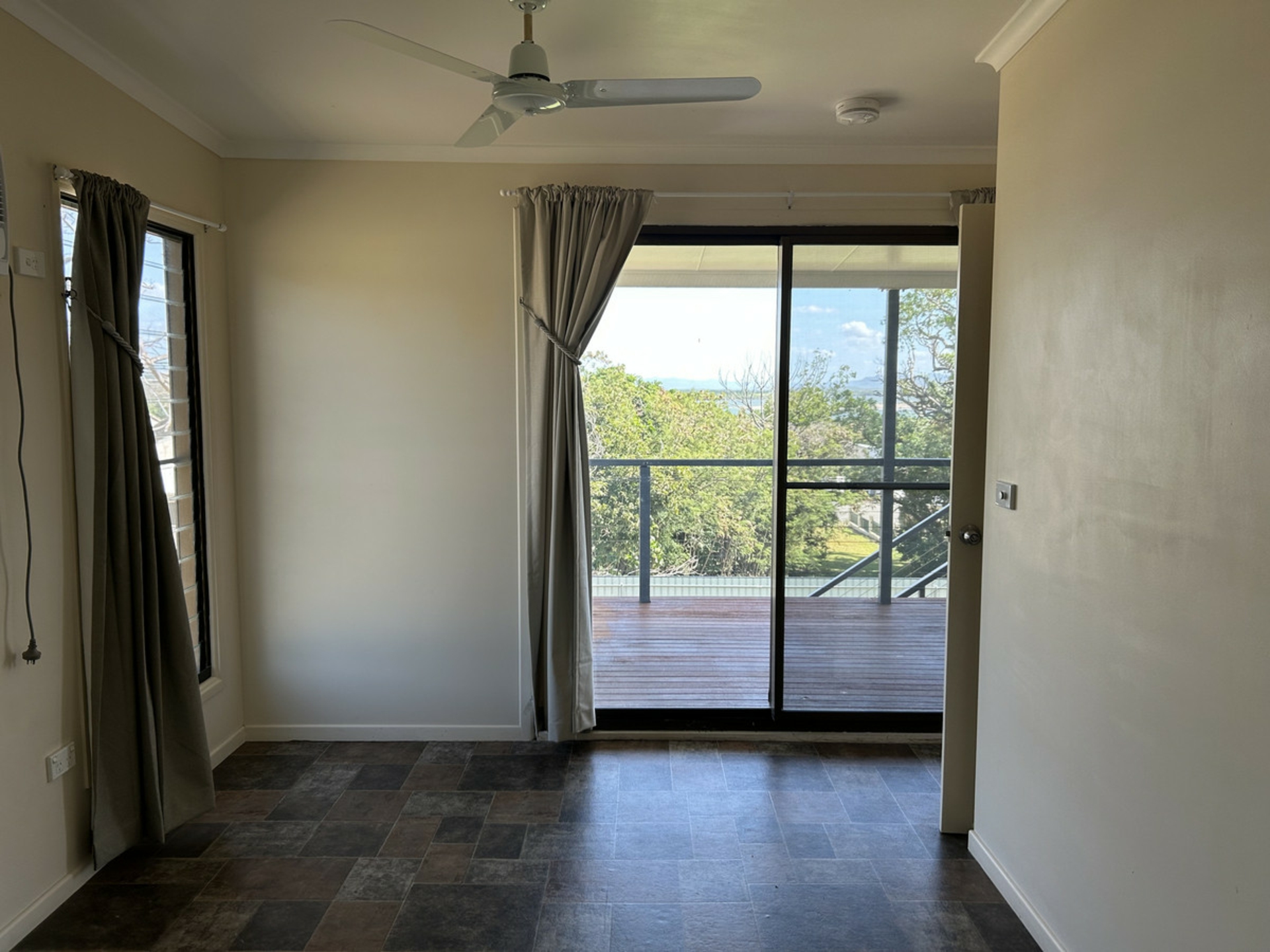 55 Helen Street — photo 12 of 15