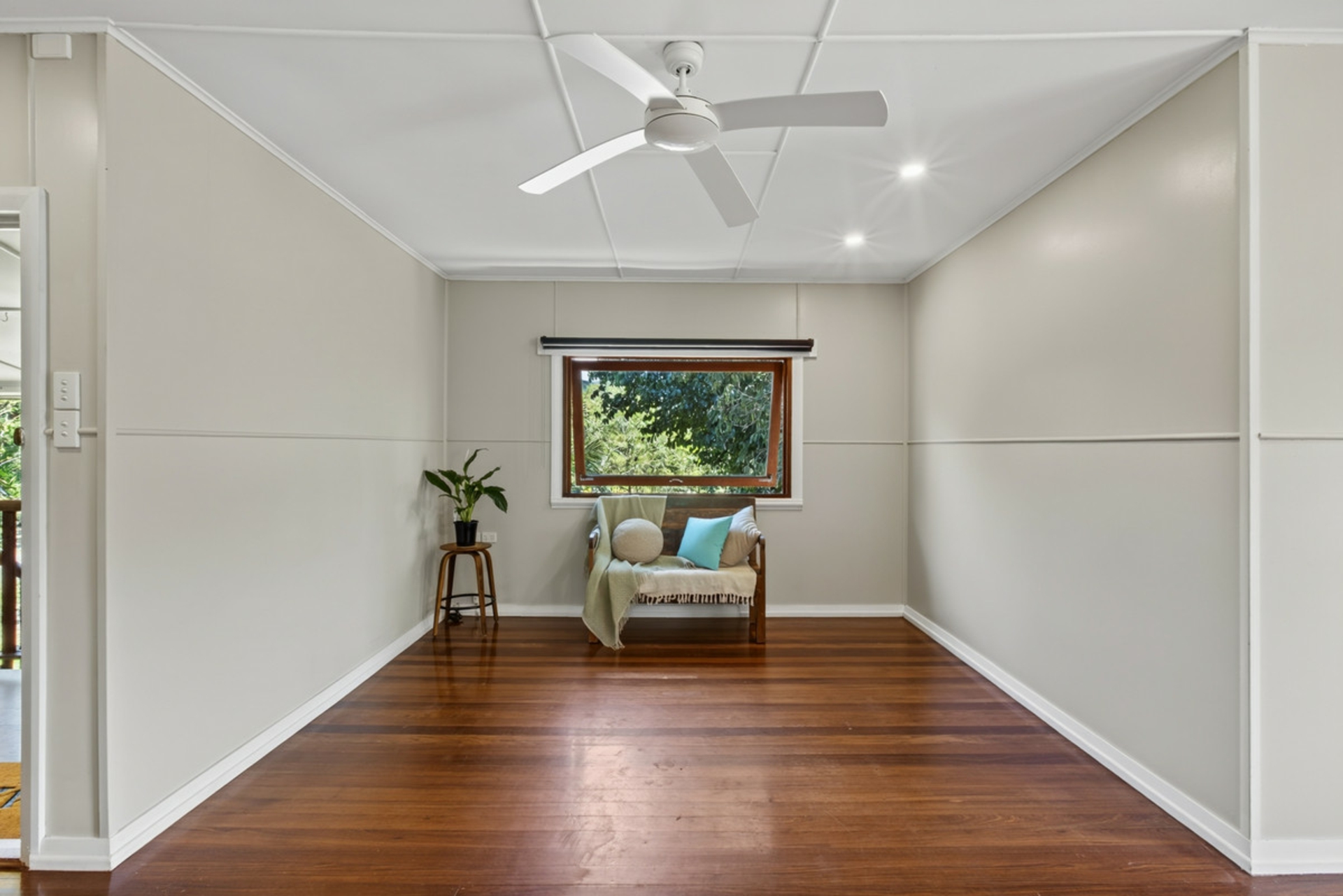 8 Weaver Street South — photo 13 of 30