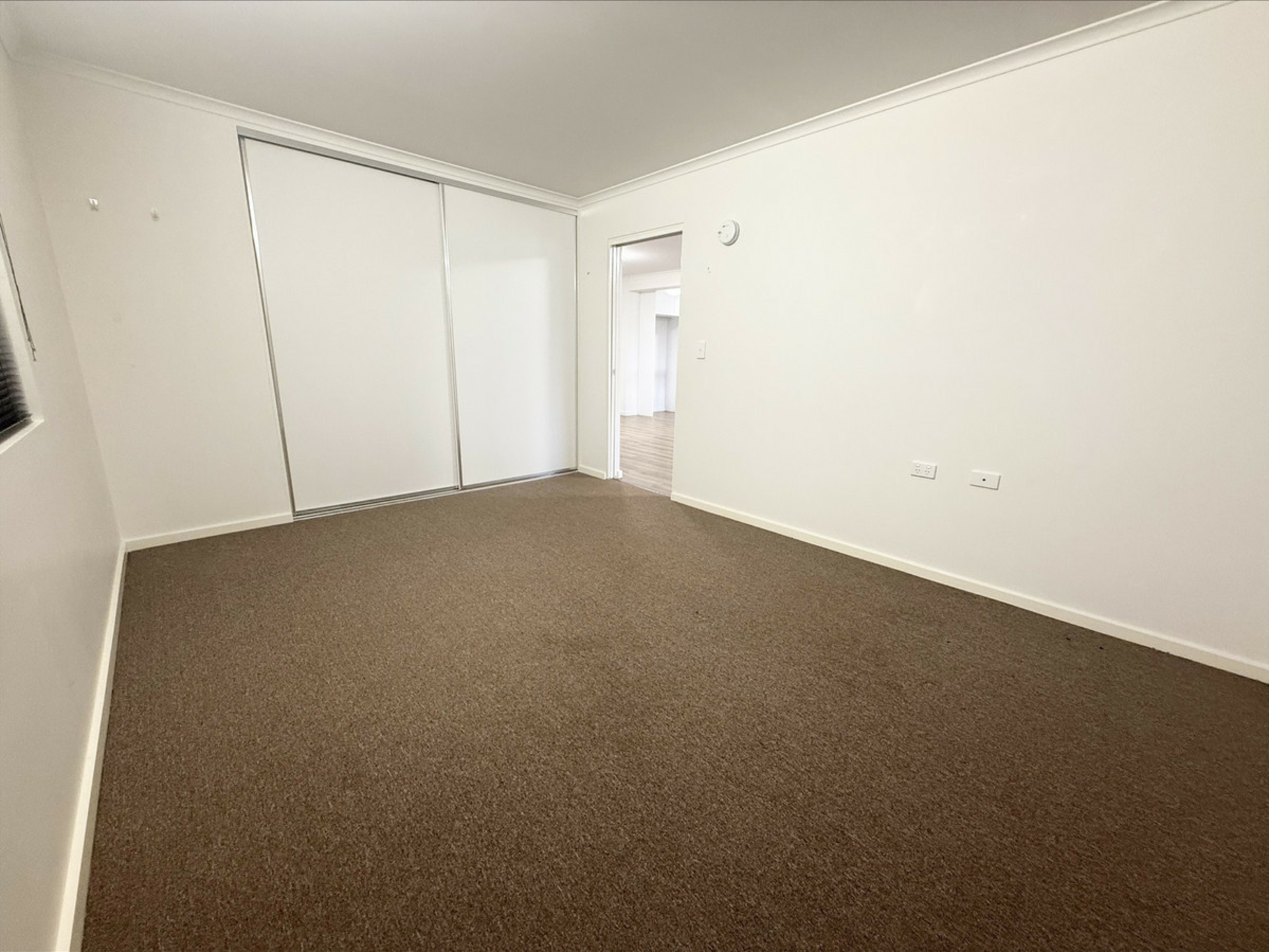 Atherton, 4883 — photo 3 of 8