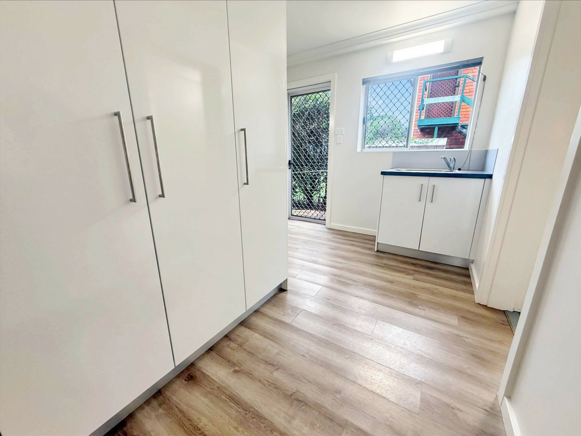 Atherton, 4883 — photo 6 of 8