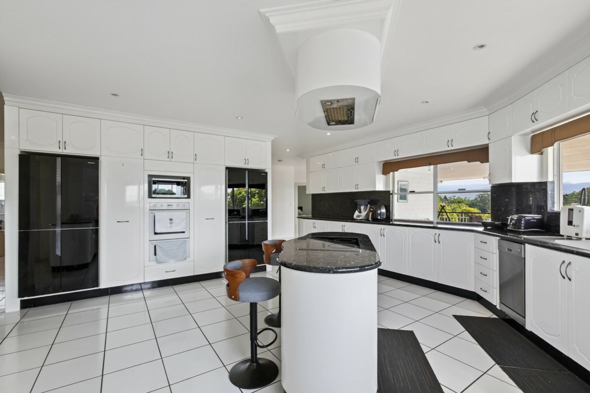 35 Goldview Street — photo 15 of 30