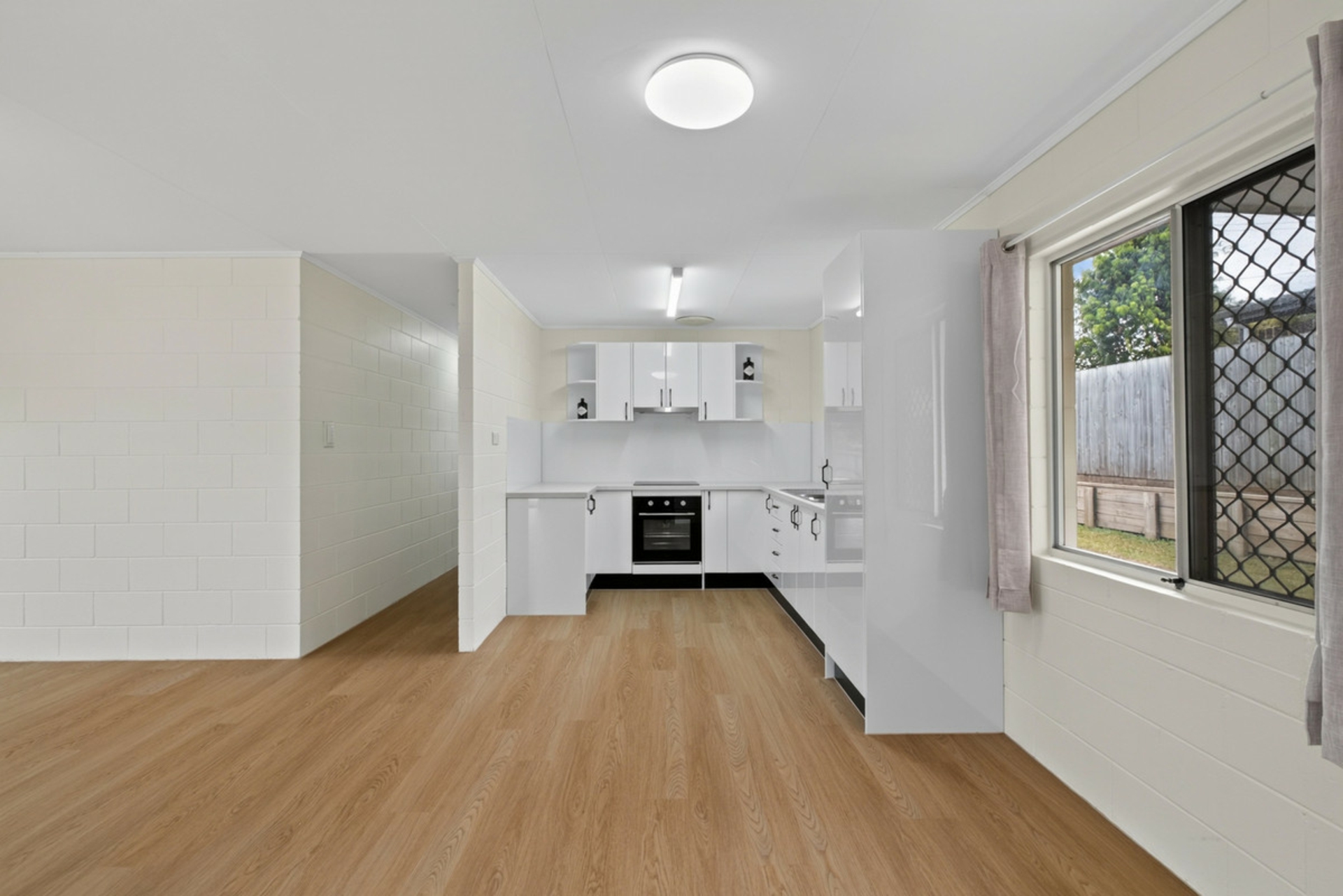 46 Grove Street — photo 4 of 18
