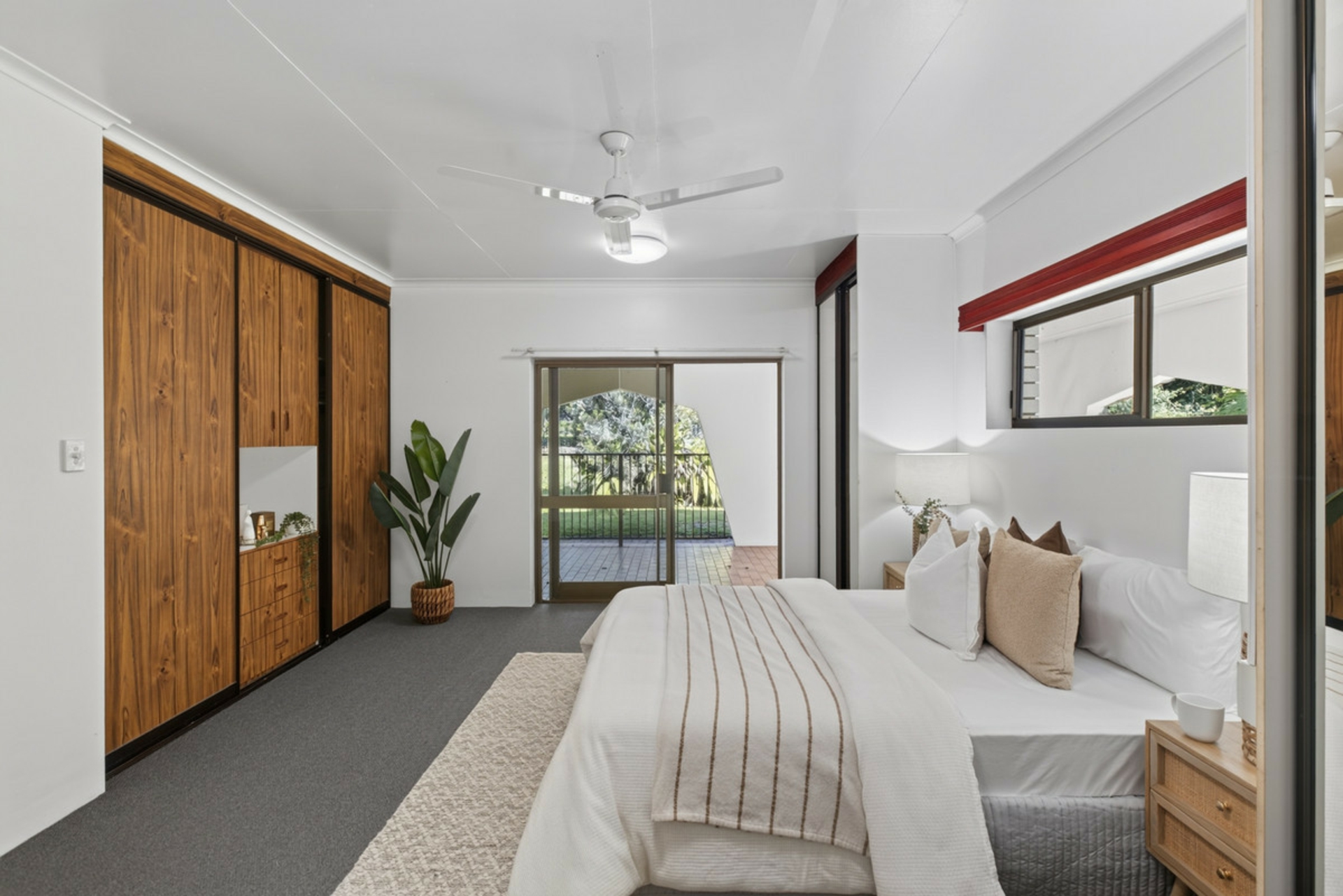 Atherton, 4883 — photo 12 of 30