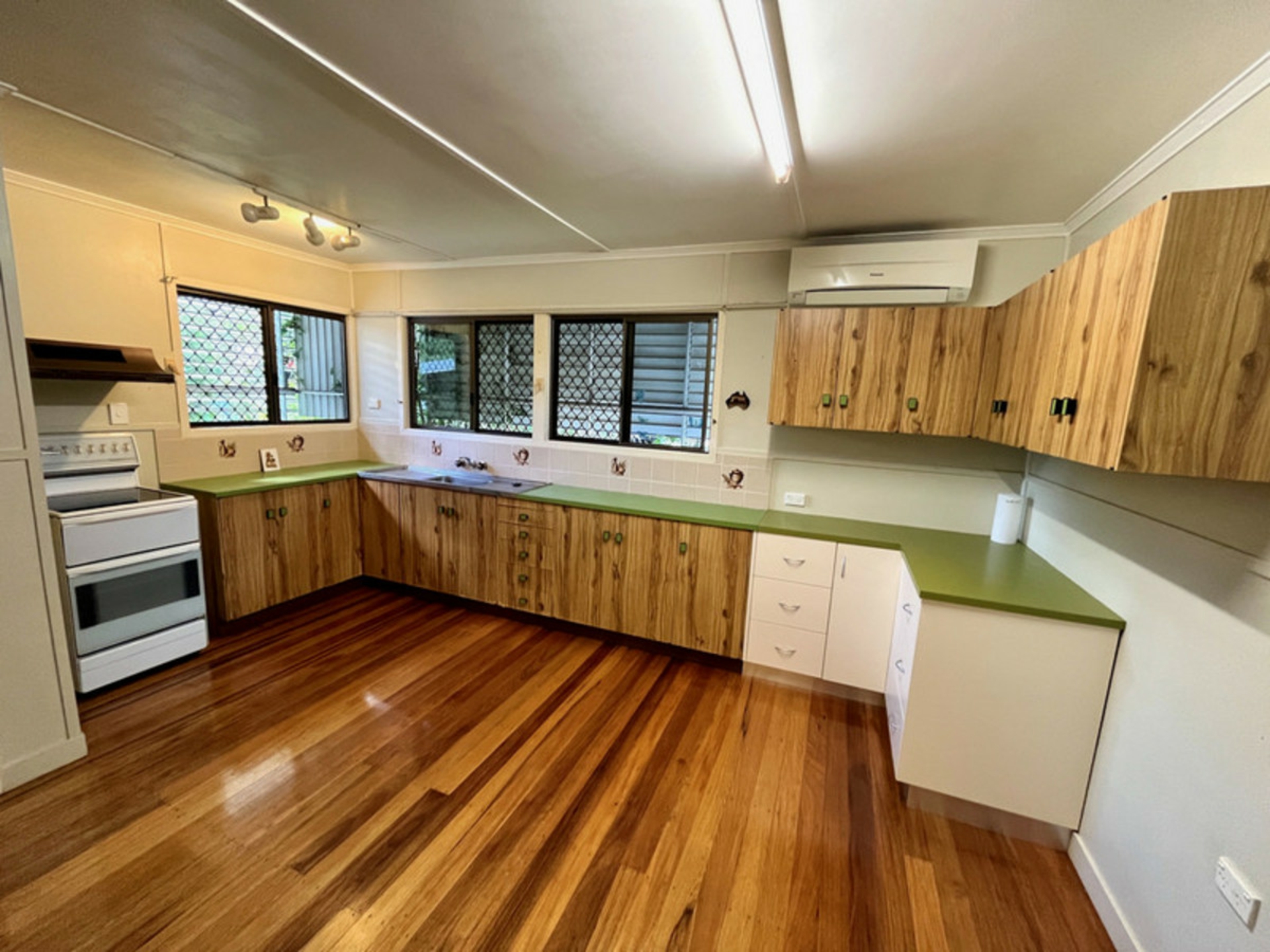 Mareeba, 4880 — photo 3 of 12