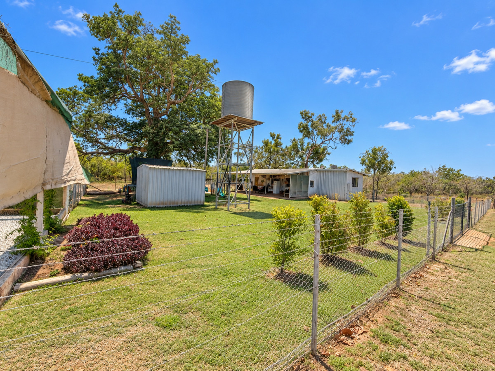 60-68 Frew Street — photo from LJ Hooker Atherton
