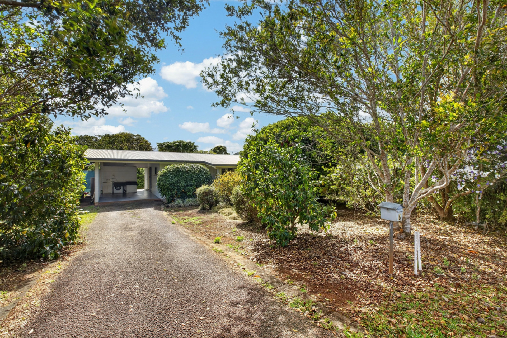 6 Cassia Street — photo 3 of 25
