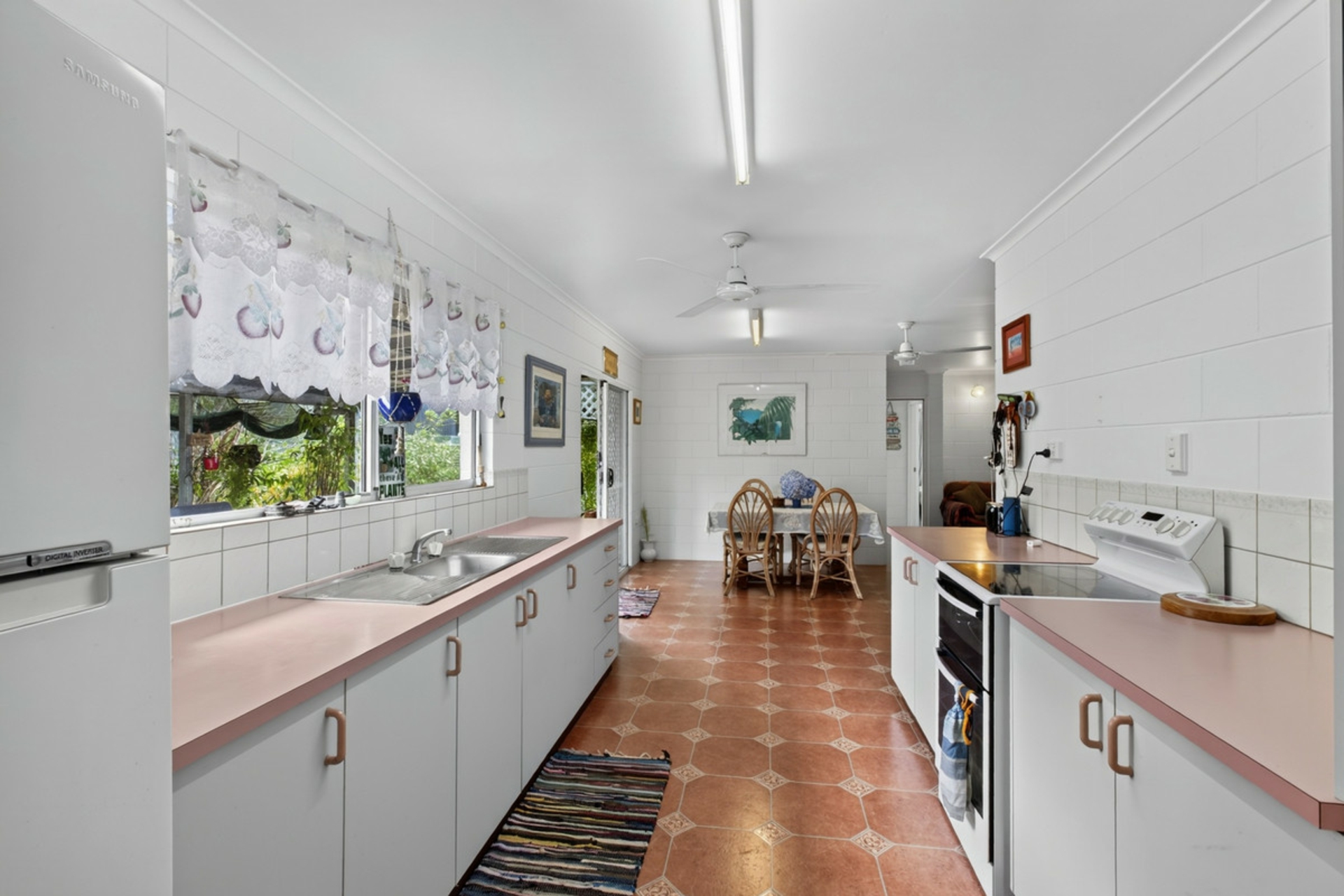 6 Cassia Street — photo 9 of 25