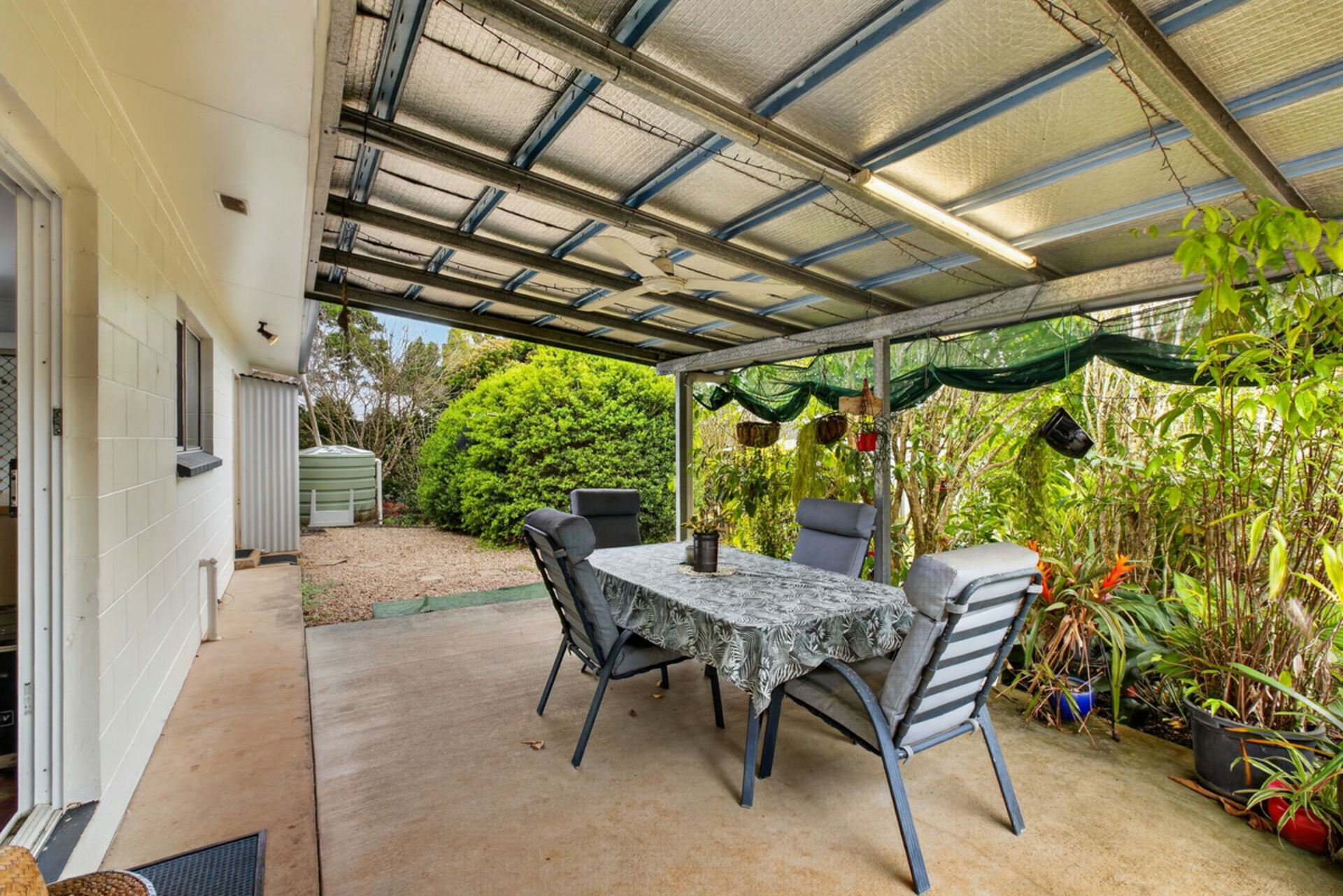 6 Cassia Street — photo 12 of 25