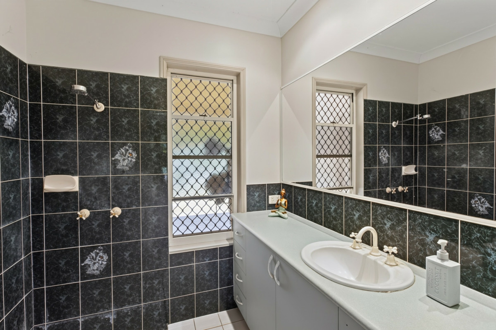 3 Kimmins Close — photo 11 of 26