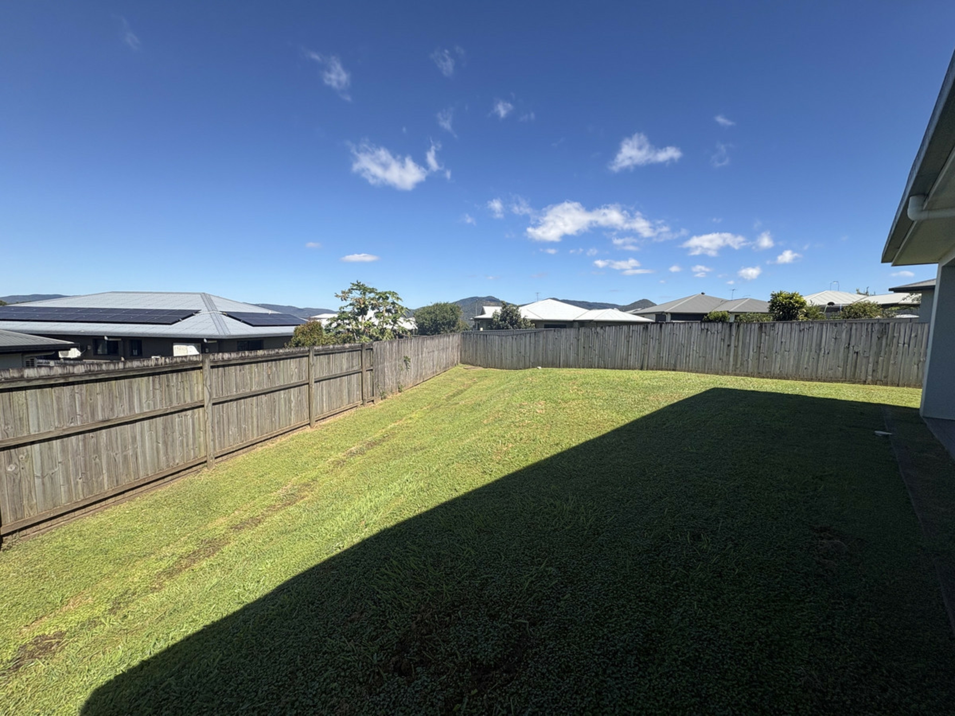 3 Twine Close — photo 18 of 18